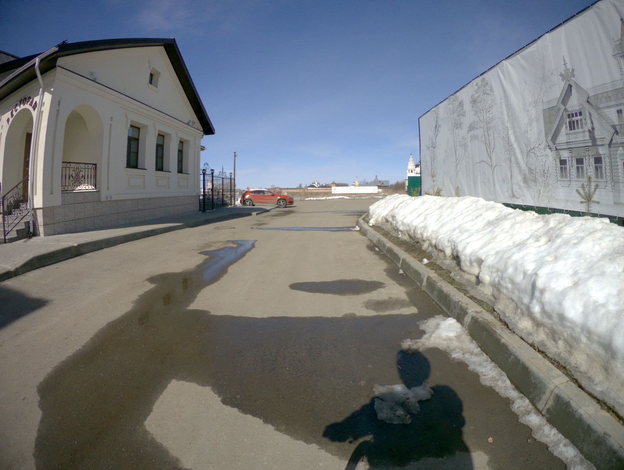 Street view near Медный двор, Suzdal’ — © xmd5a (CC BY-SA · Mapillary)
