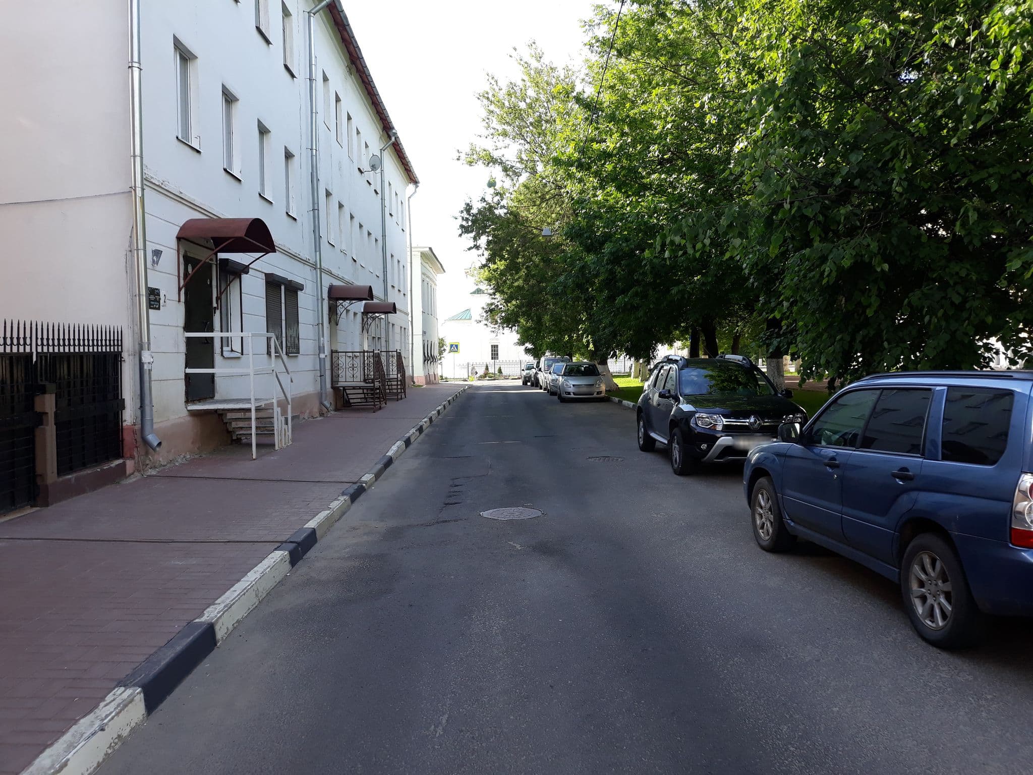Street view near Red House, Yaroslavl — © vikdd (CC BY-SA · Mapillary)