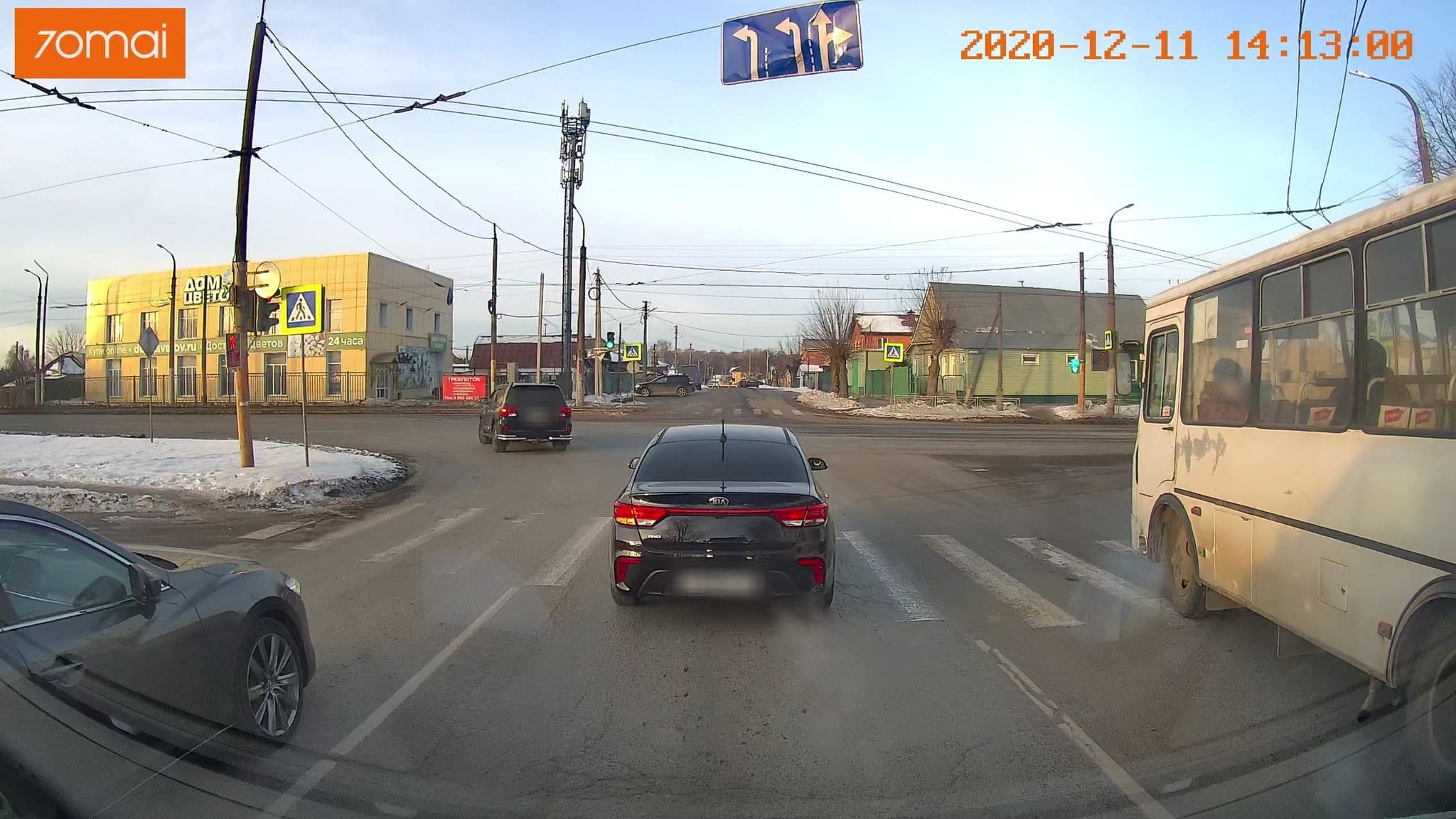 Street view near изба, Kostroma — © a525ao37 (CC BY-SA · Mapillary)