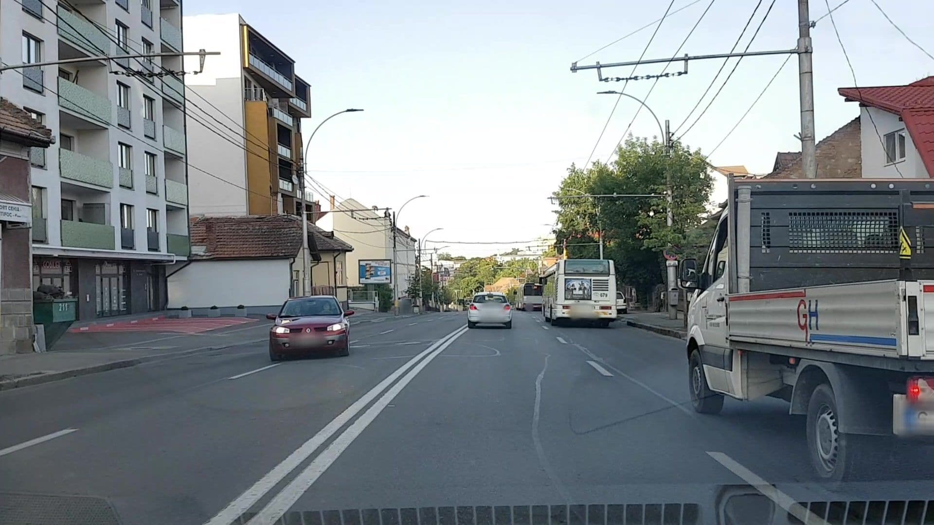 Street view near Hotel Pami, Cluj-Napoca — © truevadila (CC BY-SA · Mapillary)