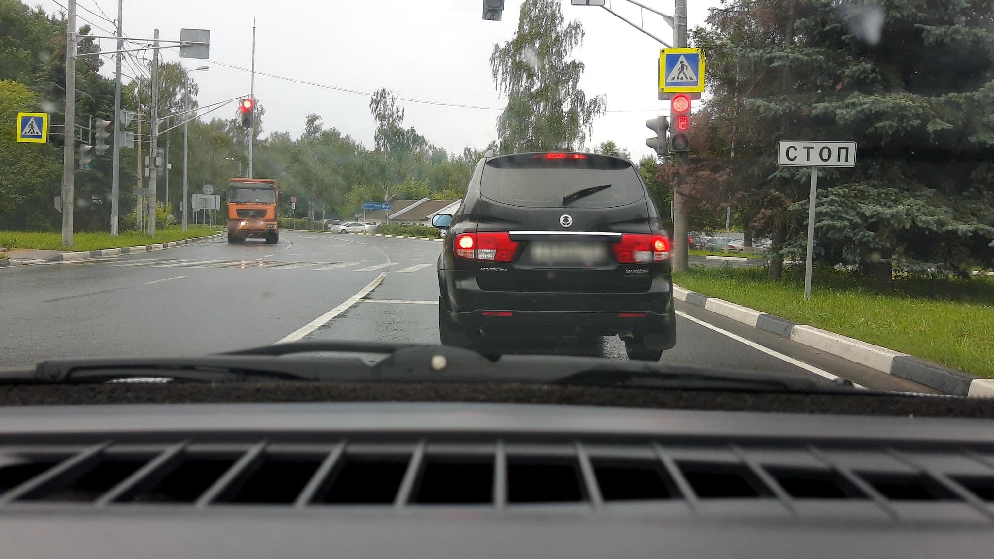 Street view near Отель ХЗ, Gorbatovka — © phoneuploader (CC BY-SA · Mapillary)