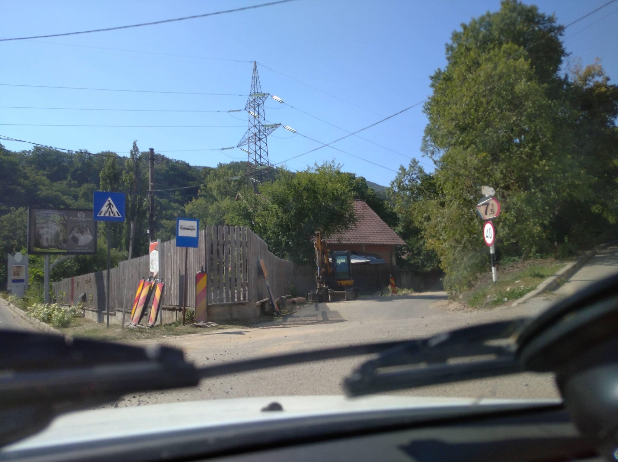 Street view near Pensiunea Vasy XL, Băile Herculane — © grozsa11 (CC BY-SA · Mapillary)