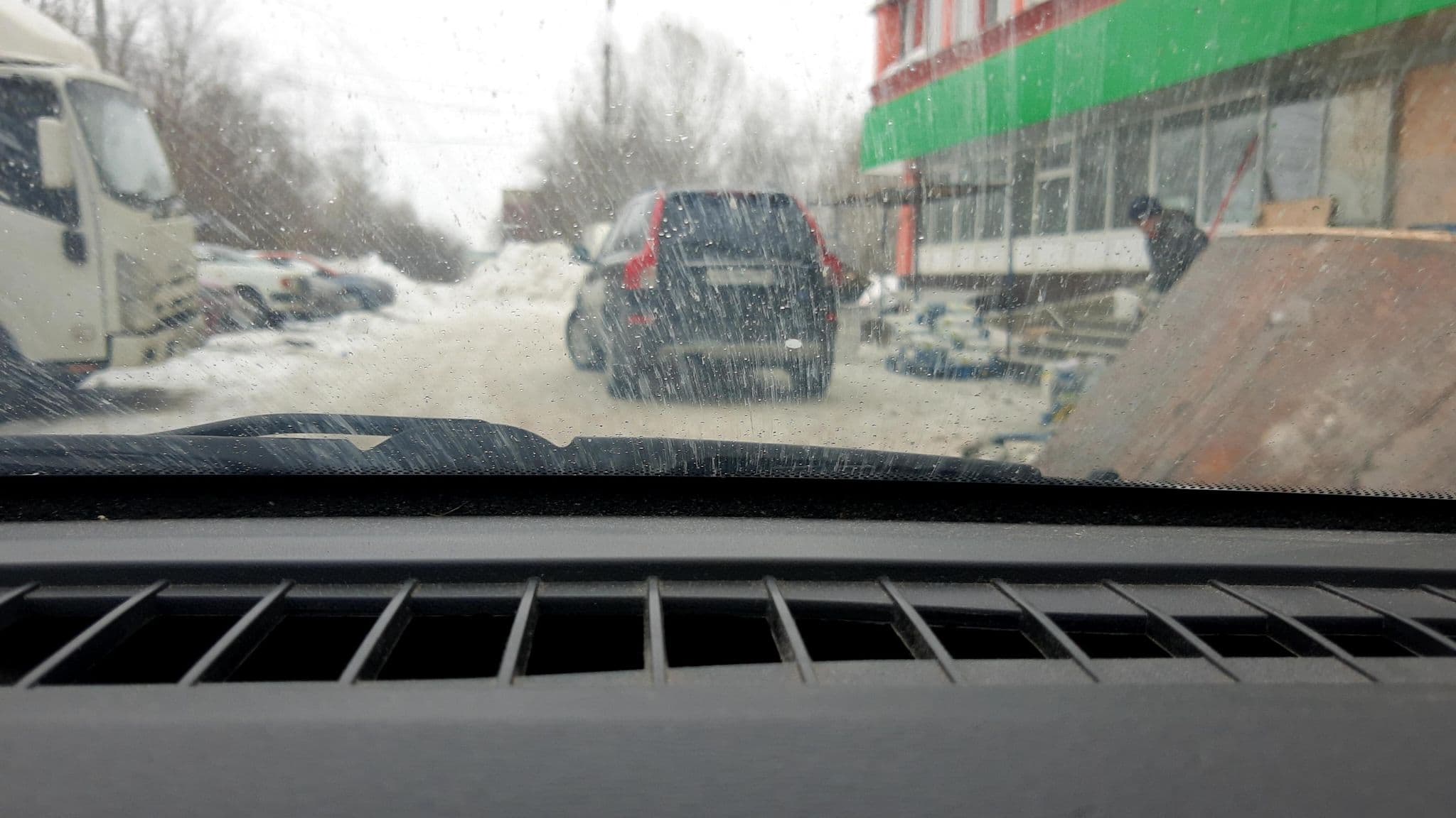 Street view near Орион гостиничный комплекс, Gorbatovka — © phoneuploader (CC BY-SA · Mapillary)