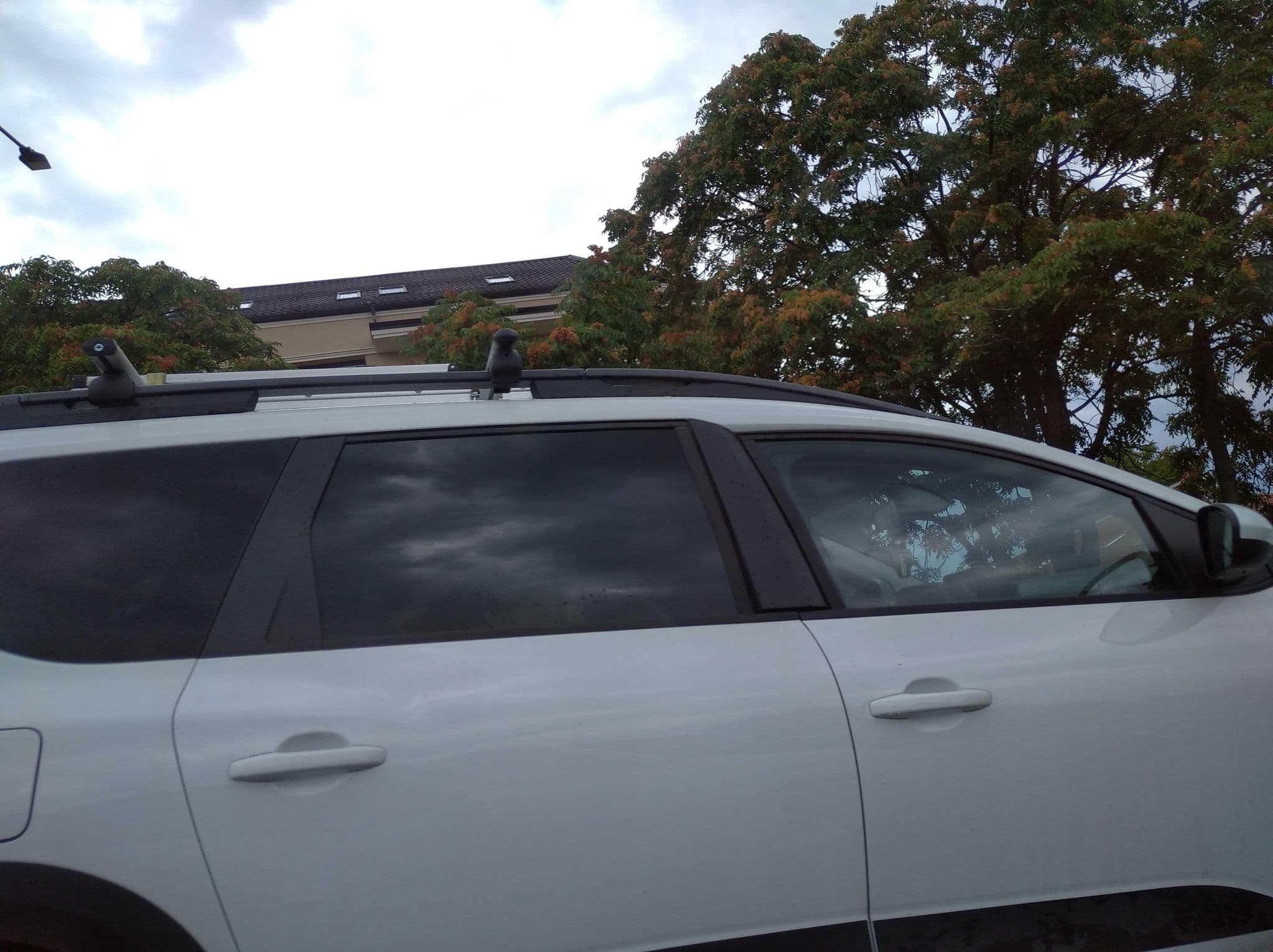 Street view near Hotel Meridian, Cluj-Napoca — © grozsa11 (CC BY-SA · Mapillary)