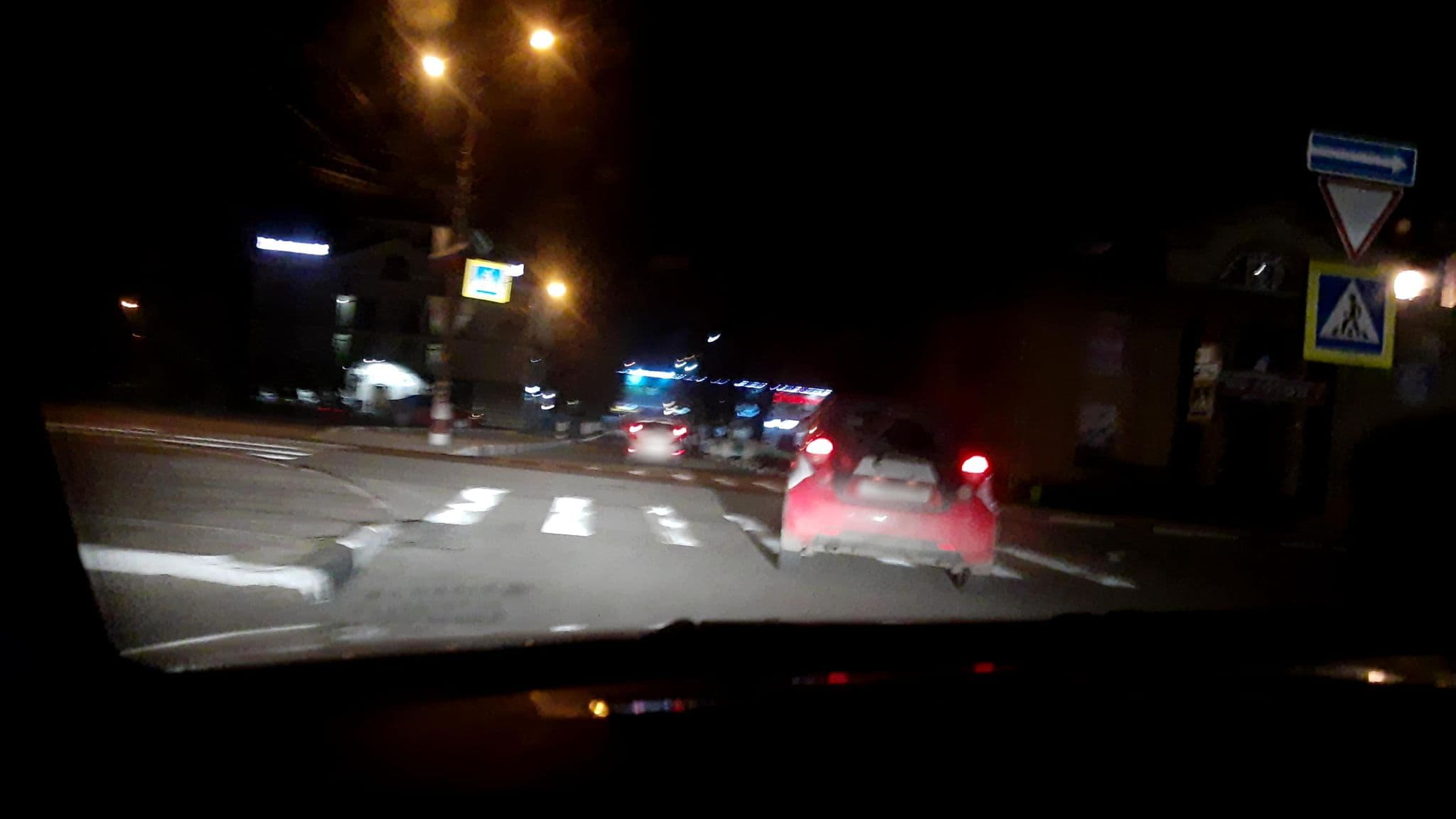 Street view near Купеческий Клуб, Bor — © phoneuploader (CC BY-SA · Mapillary)