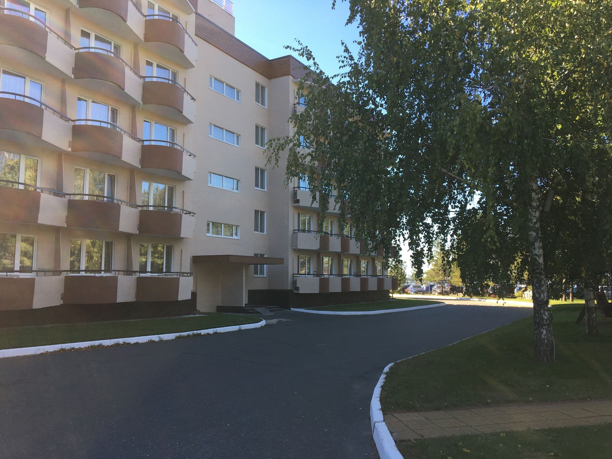 Street view near Солнечный Берег, Ishley — © batyrmastyr (CC BY-SA · Mapillary)