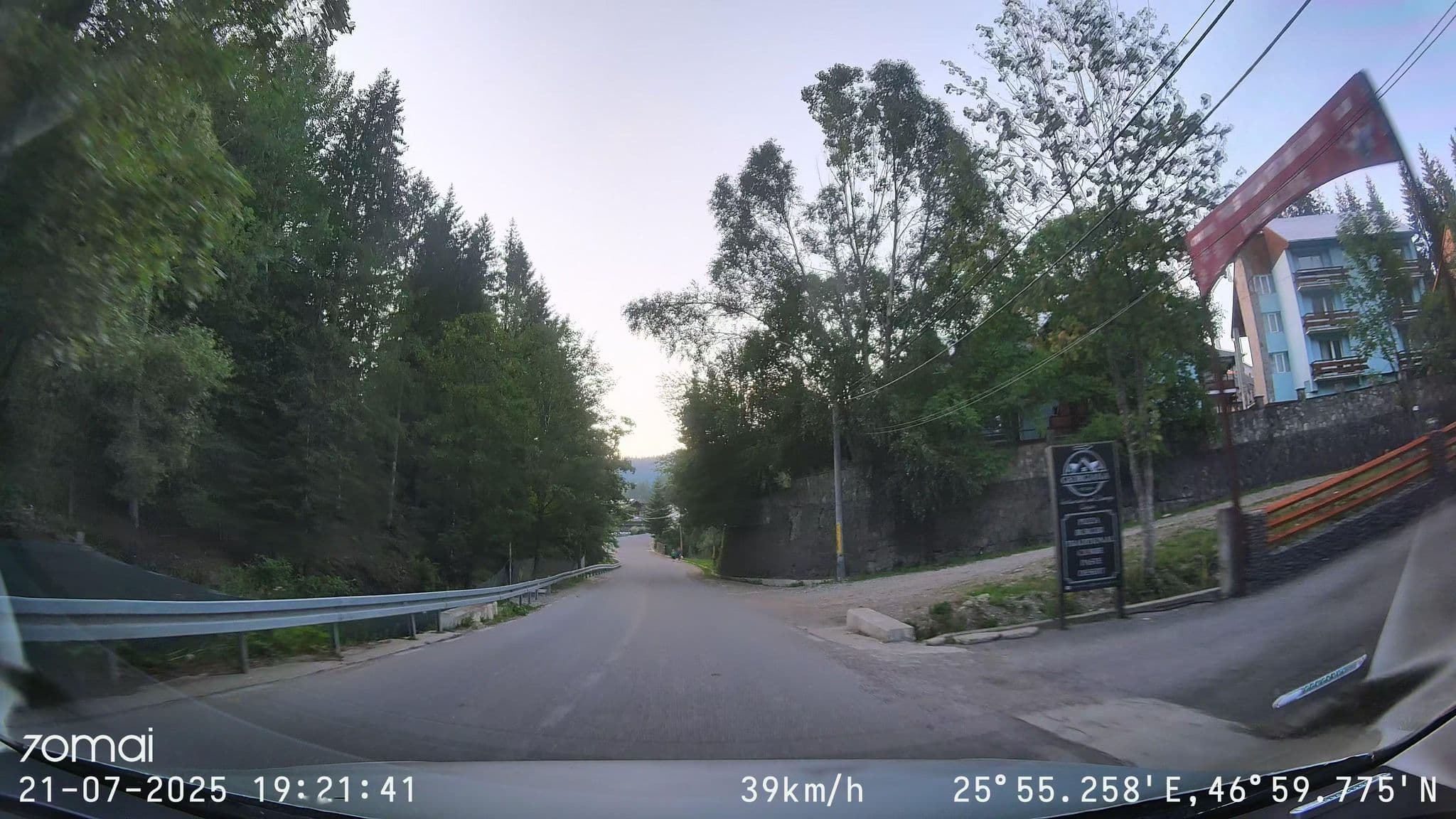 Street view near Pensiune Rapsodia, Ceahlău — © doriel (CC BY-SA · Mapillary)