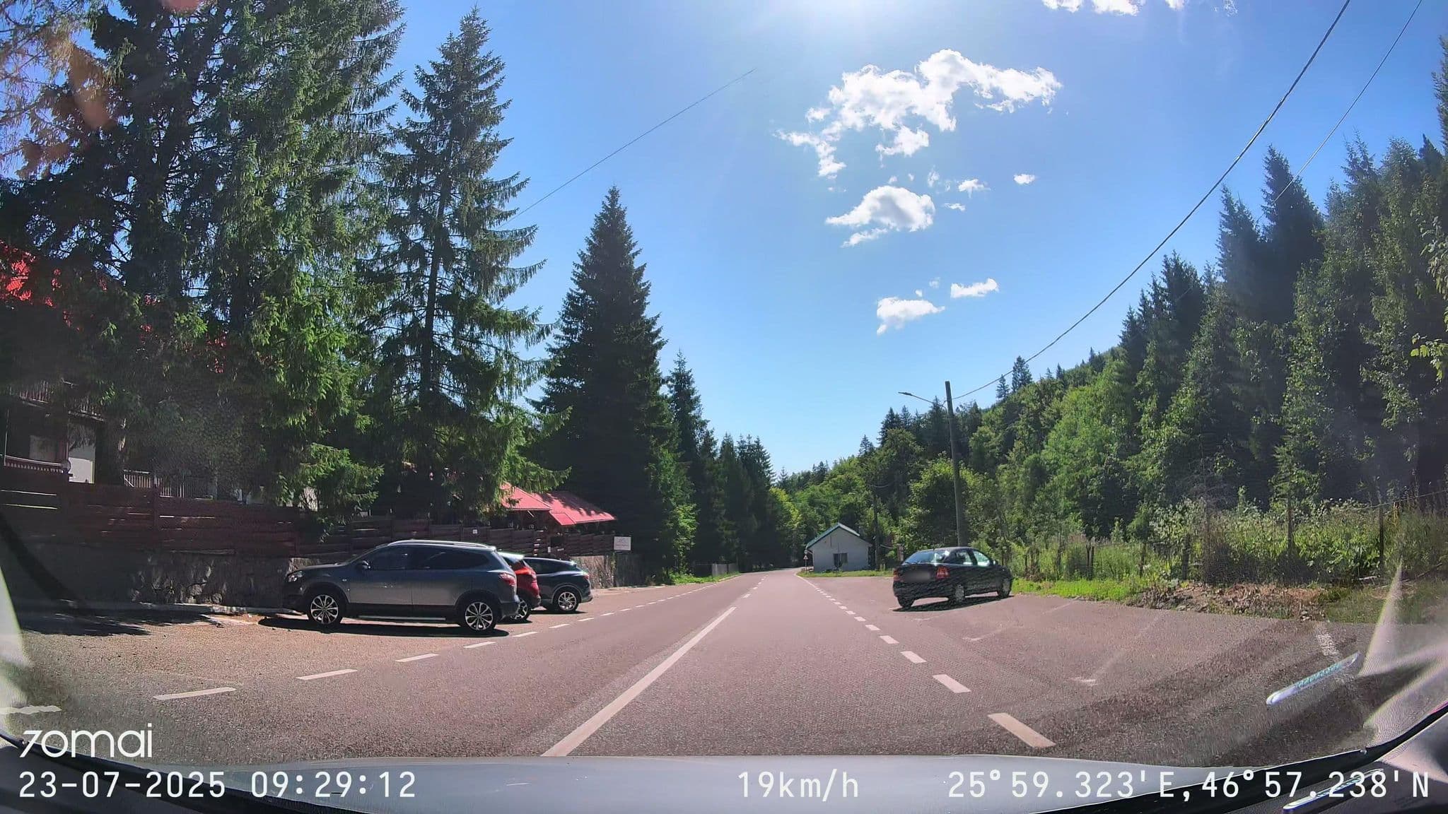 Street view near Cabana Izvorul Muntelui, Taşca — © doriel (CC BY-SA · Mapillary)