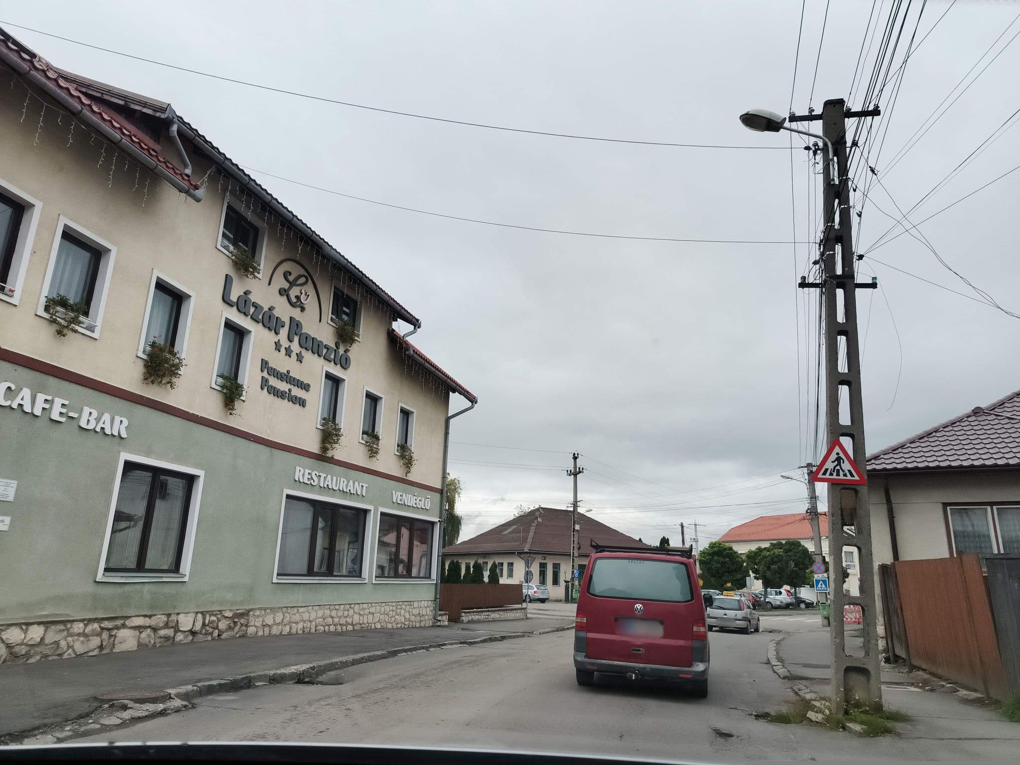 Street view near Lázár panzió, Gheorgheni — © gyorgyjano (CC BY-SA · Mapillary)