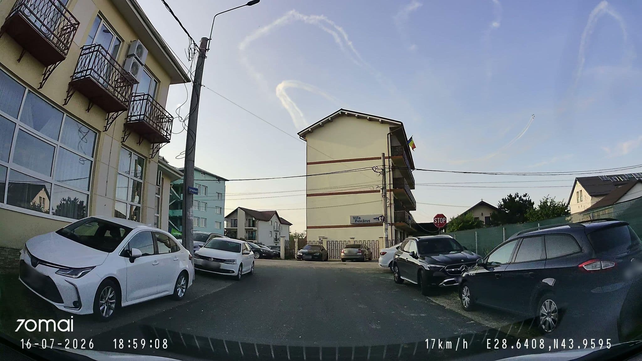 Street view near Hotel Restaurant Intim, Costineşti