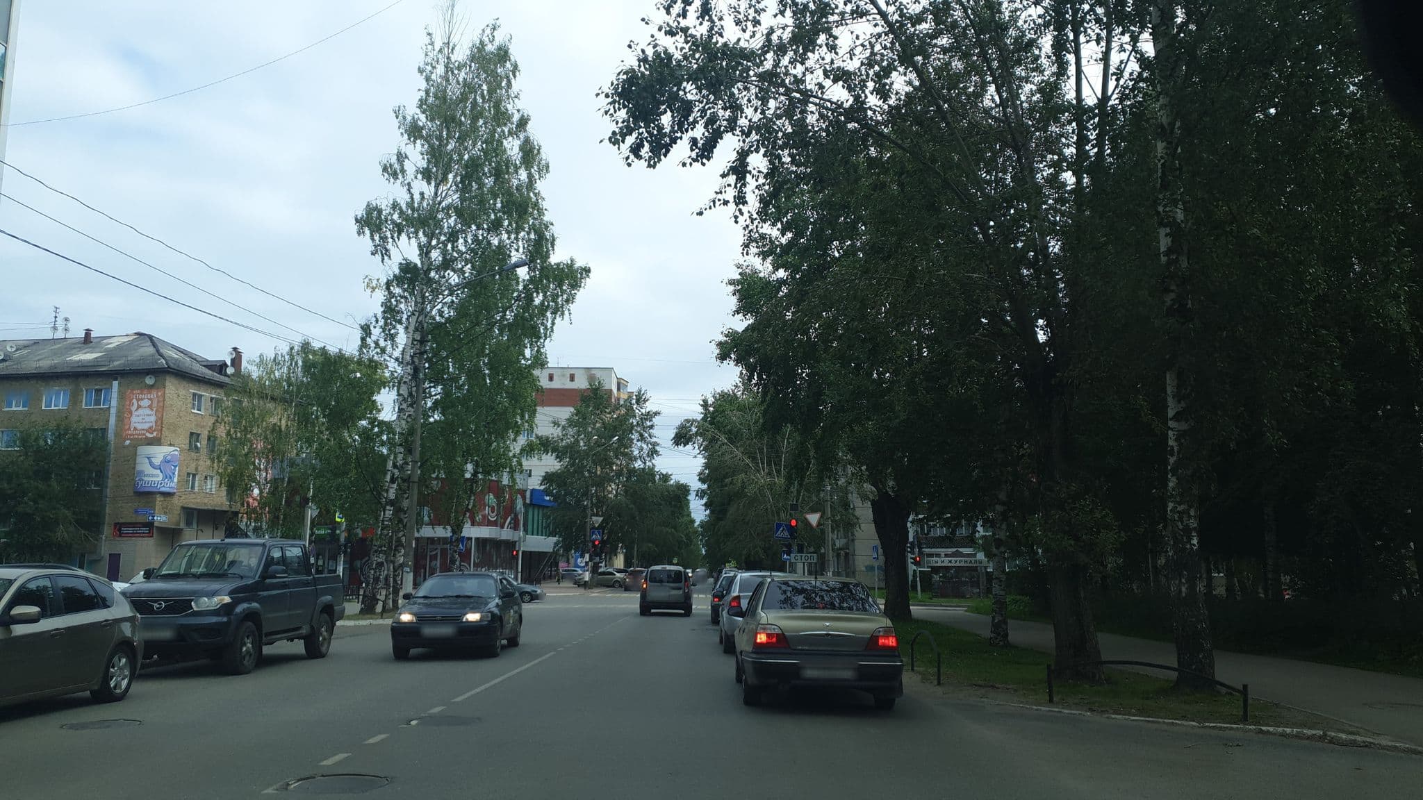 Street view near довгий, Syktyvkar — © alexku7808 (CC BY-SA · Mapillary)