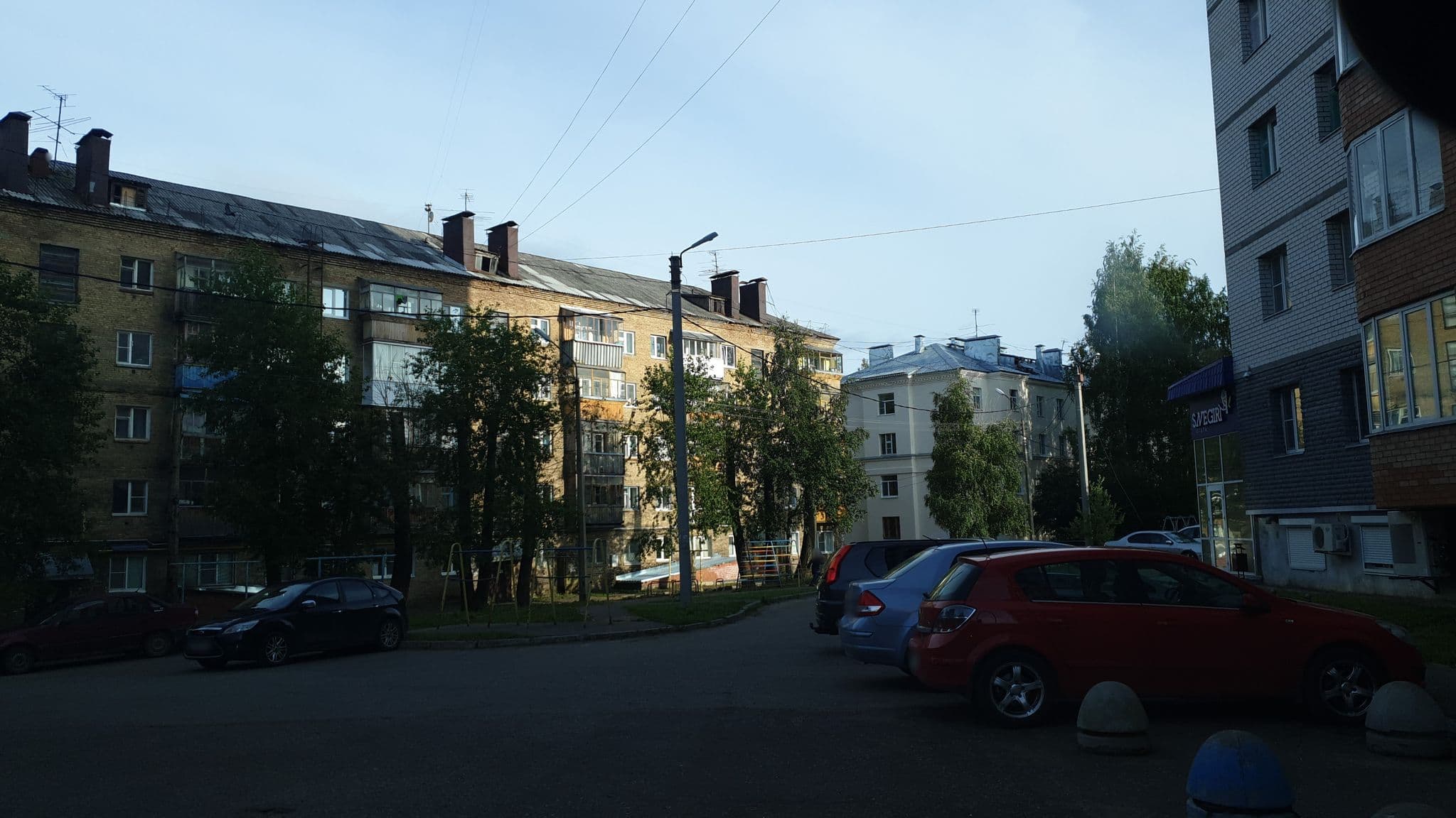 Street view near Snegiri, Syktyvkar — © alexku7808 (CC BY-SA · Mapillary)
