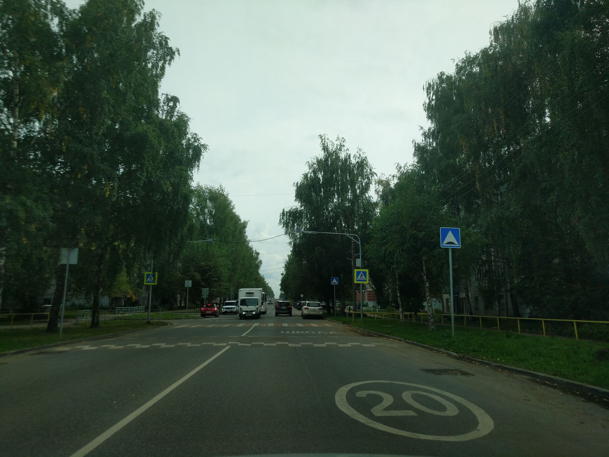 Street view near Club Hotel, Kirov — © argz (CC BY-SA · Mapillary)