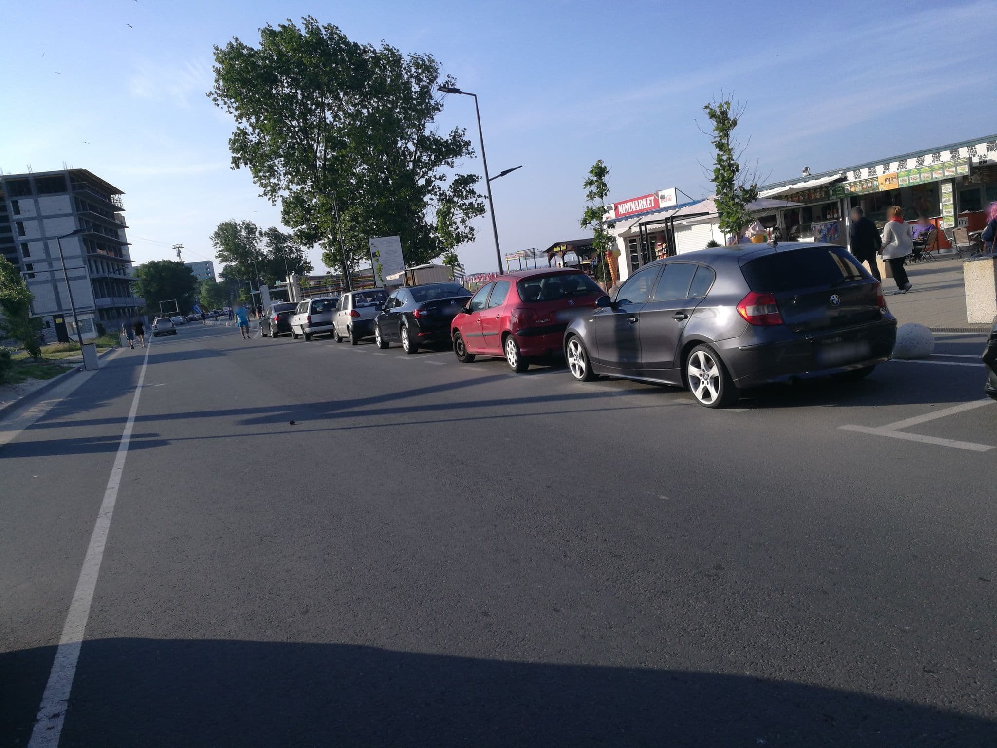 Street view near Hotel Golden Palace, Palazu Mare — © rsandu (CC BY-SA · Mapillary)