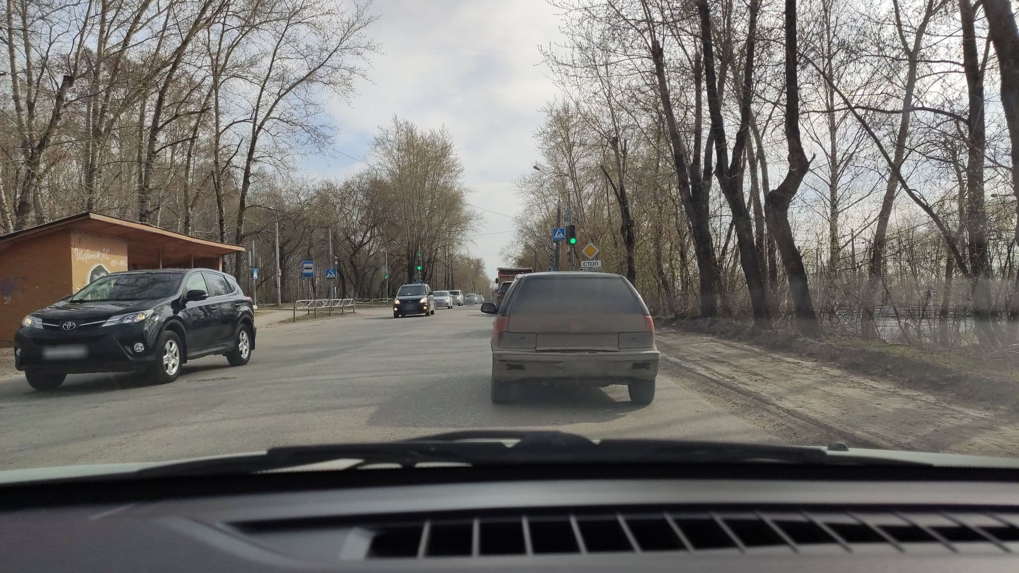 Street view near Гостиница Фаворит, Perm — © phoneuploader (CC BY-SA · Mapillary)