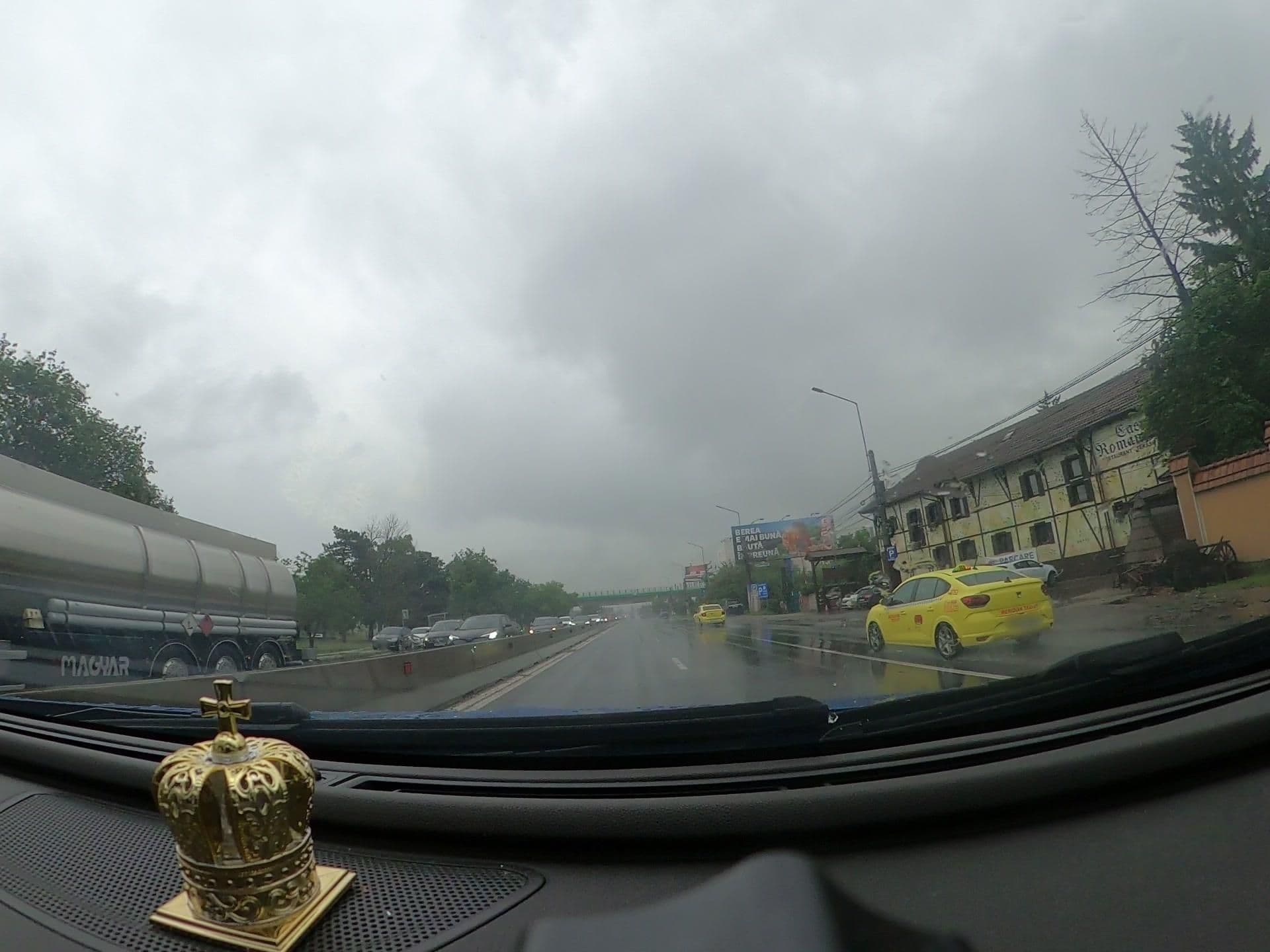 Street view near Casa Românească, Otopeni — © DARIUSDINCA (CC BY-SA · Mapillary)