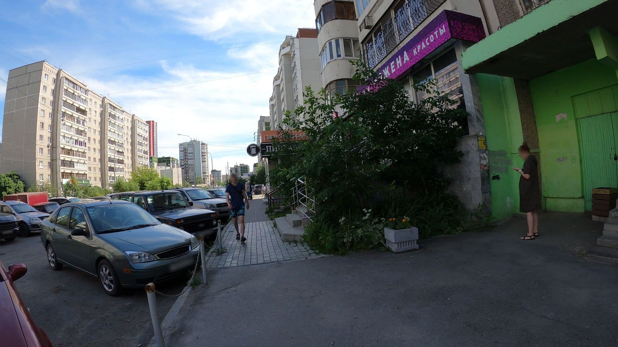 Street view near Апартаменты Либерти, квартирная гостиница, Yekaterinburg — © trolleway (CC BY-SA · Mapillary)