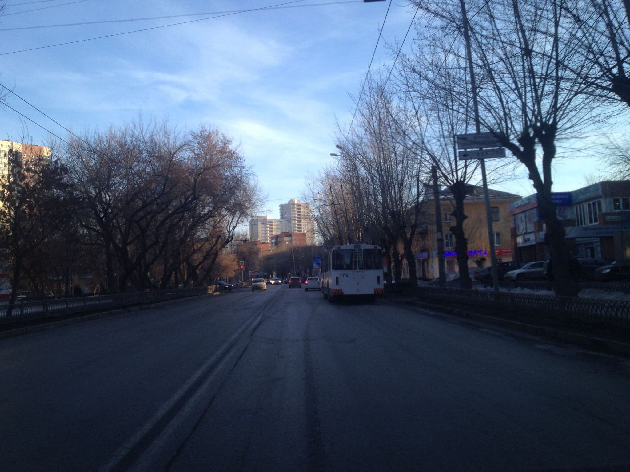 Street view near Like Хостел Екатеринбург, Yekaterinburg — © romana (CC BY-SA · Mapillary)