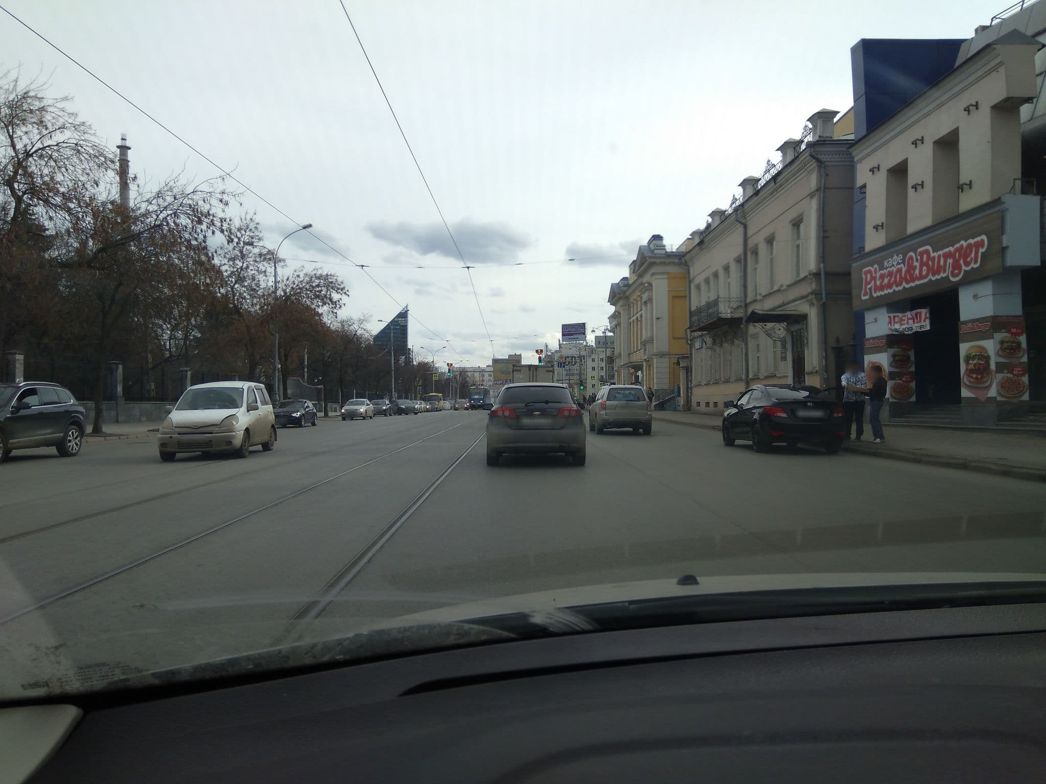 Street view near Отель "Чеховъ" / Chekhov Hotel, Yekaterinburg — © rodionoff (CC BY-SA · Mapillary)
