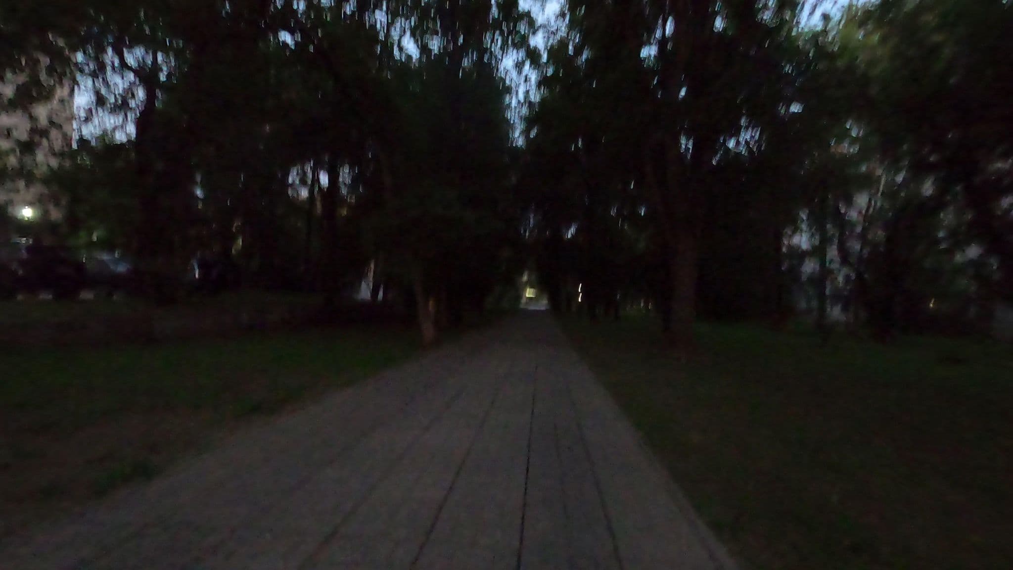 Street view near Гостиница «Урал», Yekaterinburg — © trolleway (CC BY-SA · Mapillary)