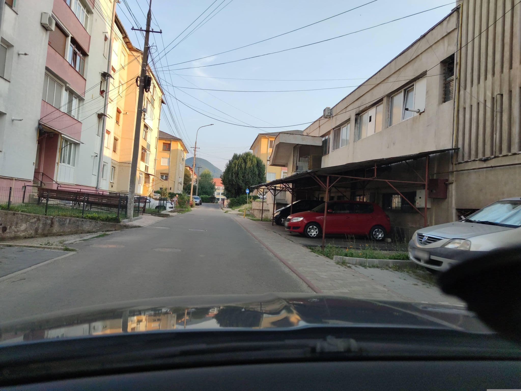 Street view near Hotel Dragana, Cugir — © gabrielmoise (CC BY-SA · Mapillary)