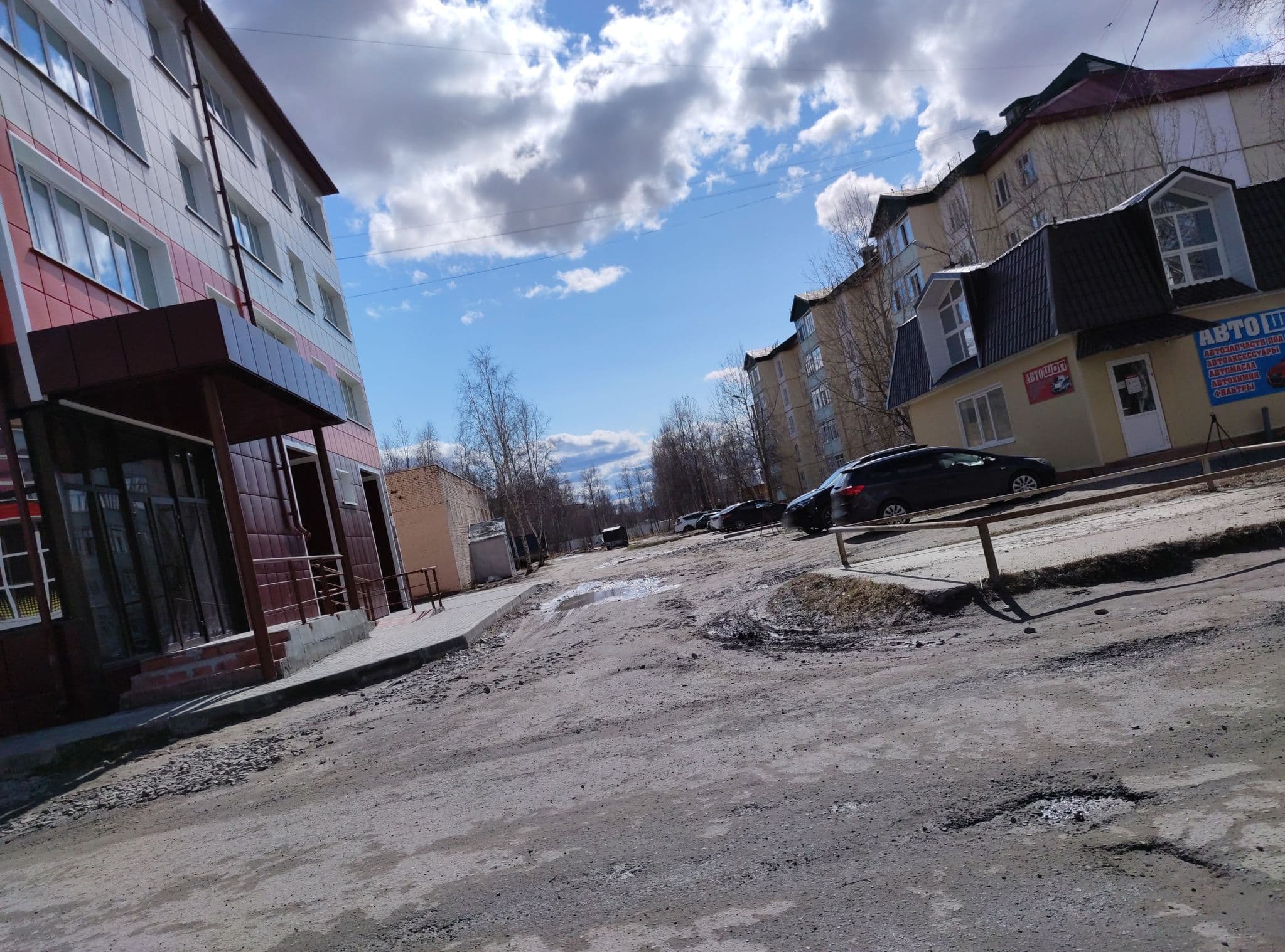 Street view near Flash, Langepas — © vitun (CC BY-SA · Mapillary)