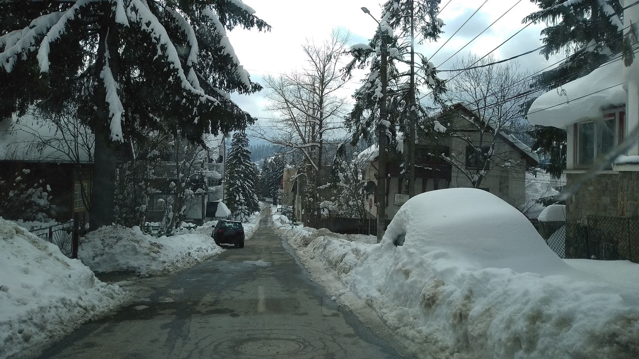 Street view near Casa Cristiana, Predeal