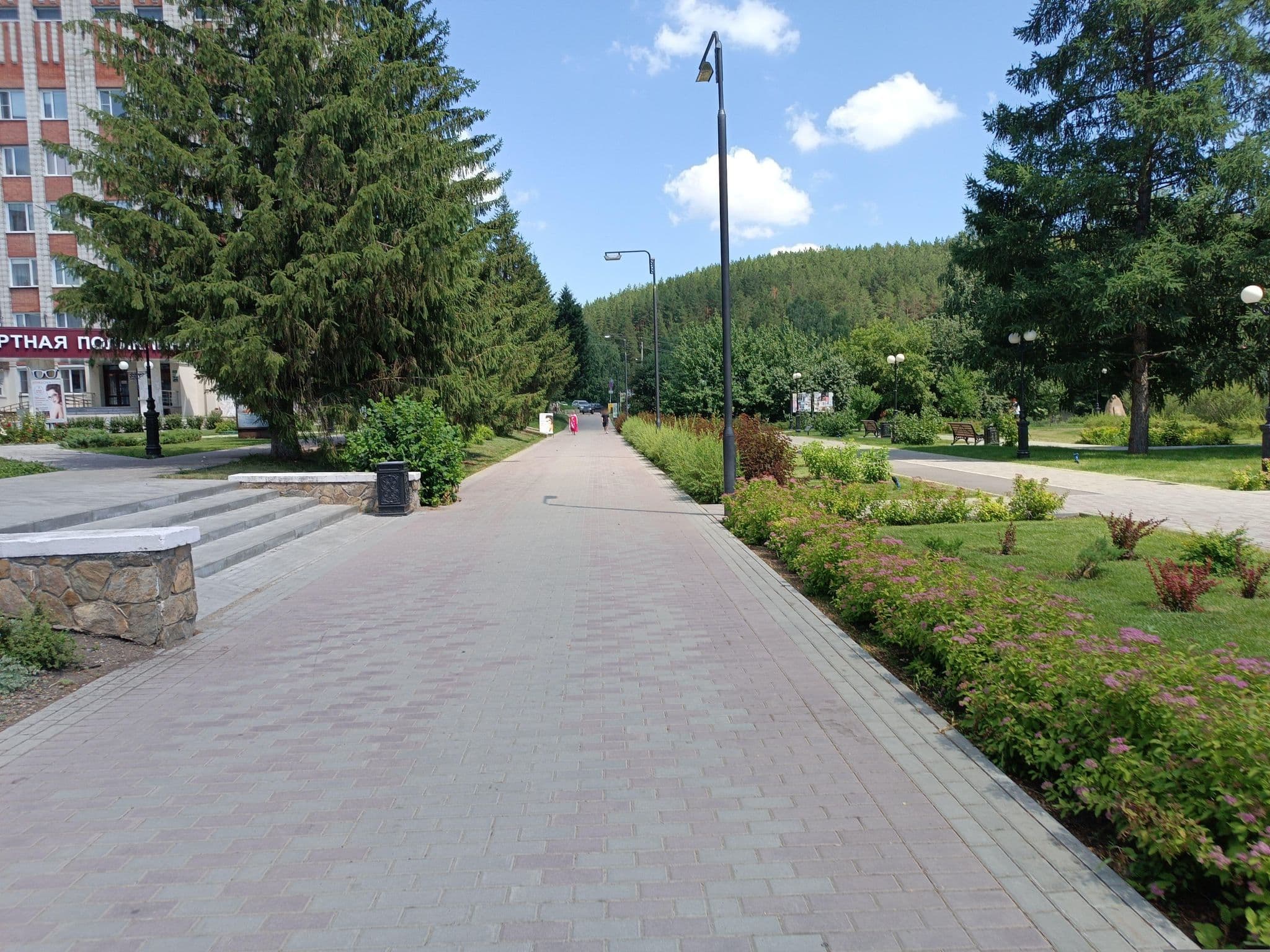 Street view near Санаторий "Алтайский замок", Belokurikha — © map228 (CC BY-SA · Mapillary)