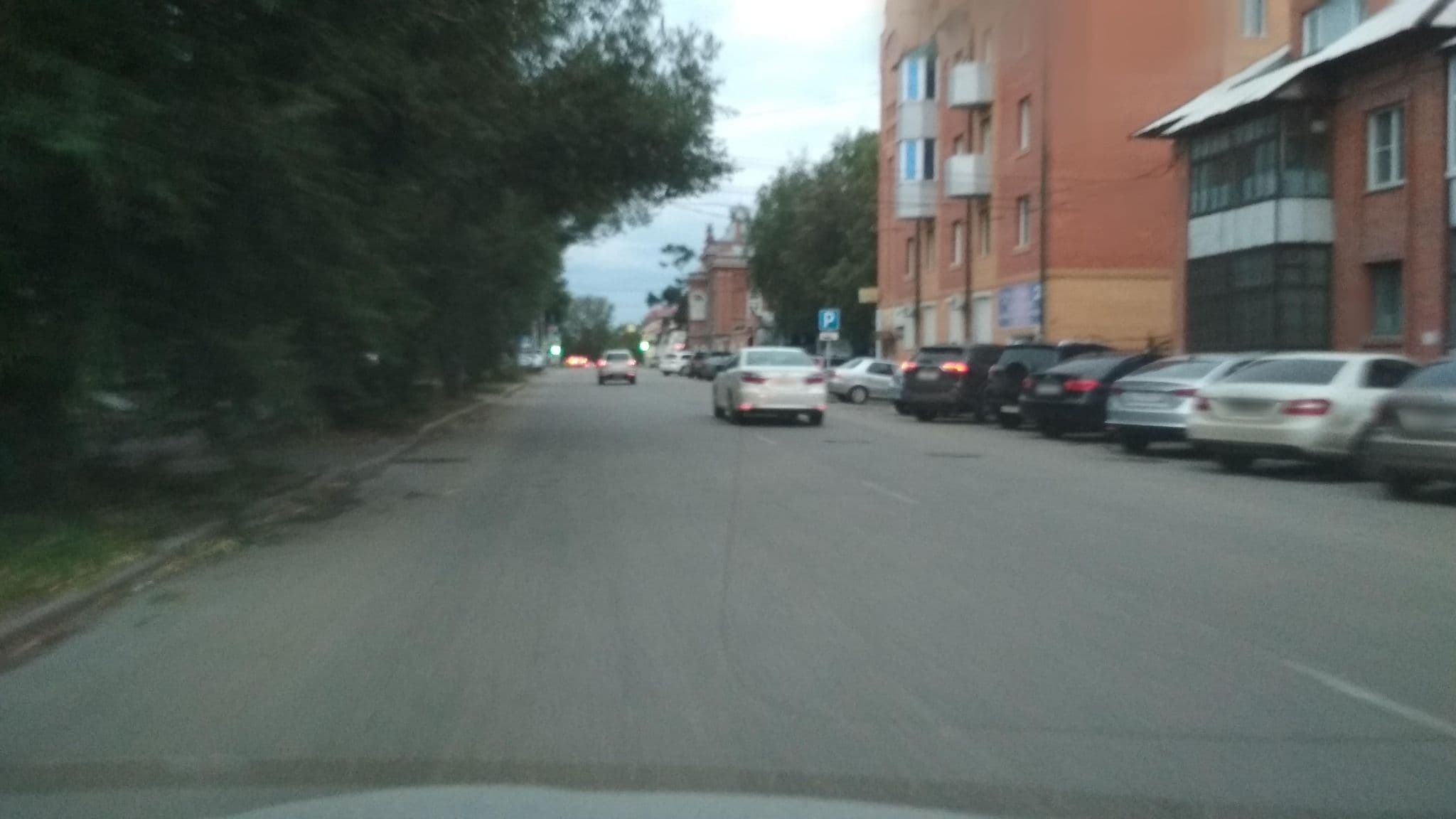 Street view near Хостел "Дом охотника", Tomsk — © aduchi (CC BY-SA · Mapillary)