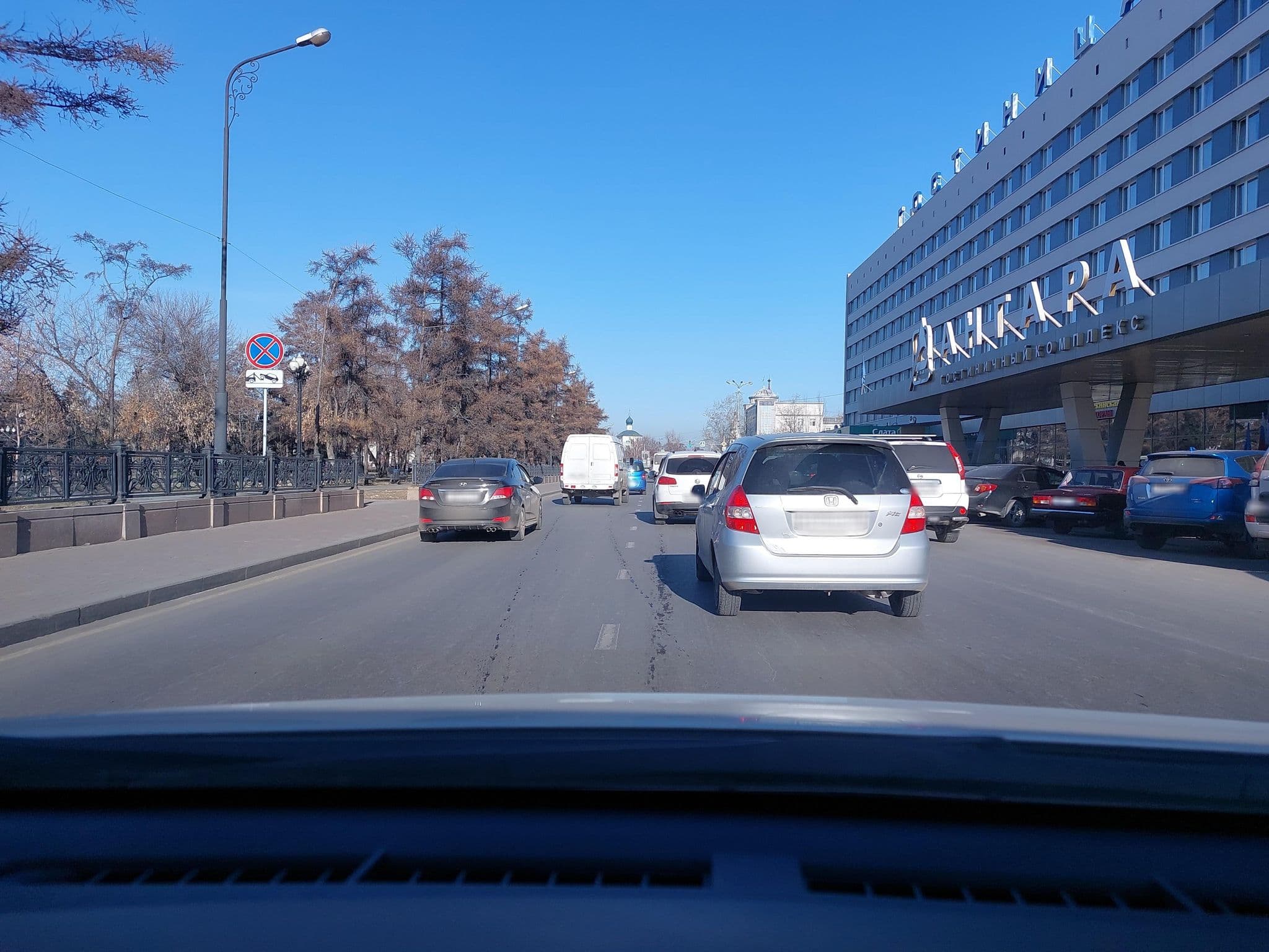 Street view near Гостиница Ангара / Hotel Angara, Irkutsk — © mityukov (CC BY-SA · Mapillary)