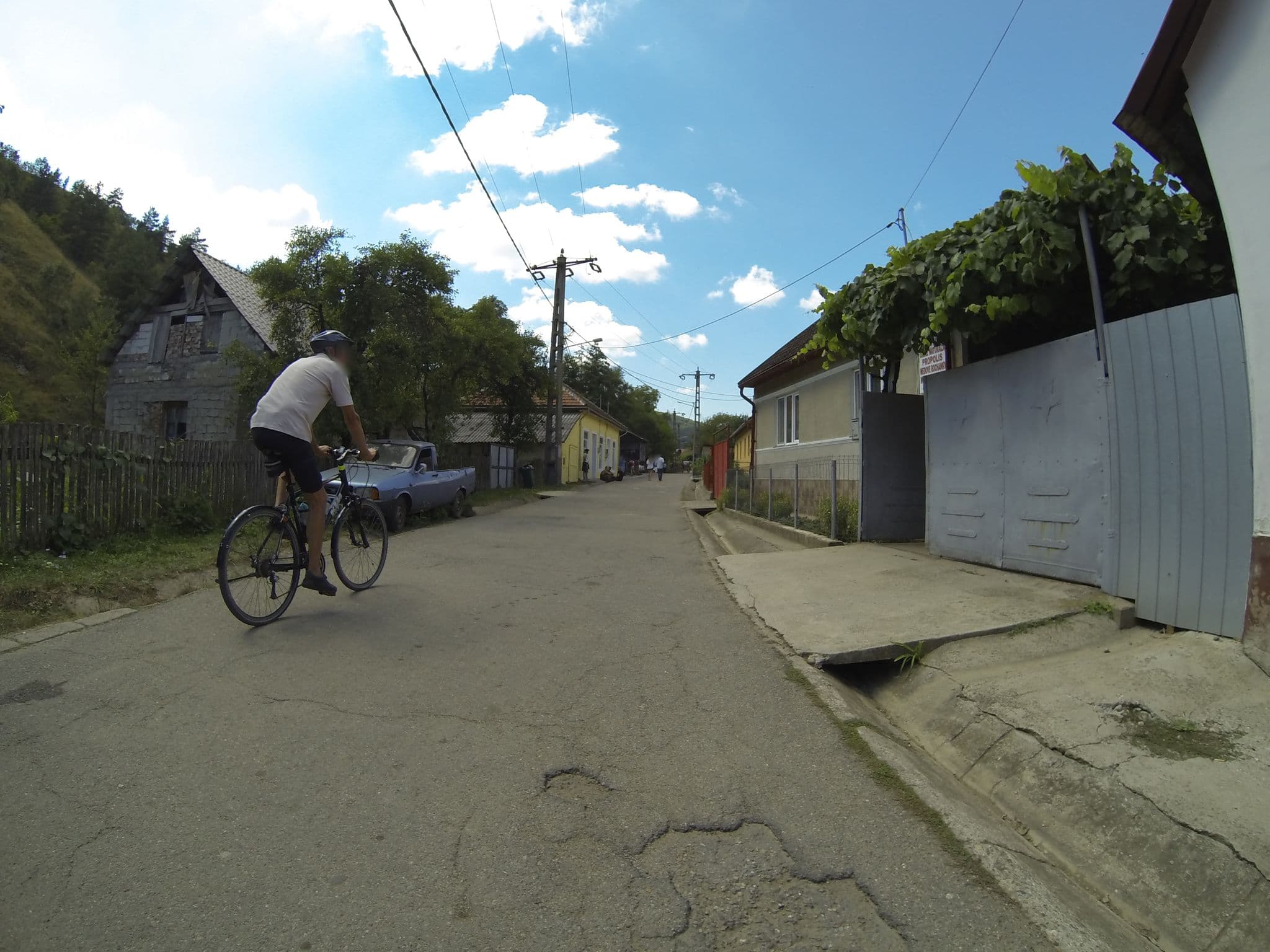 Street view near Ubytování Emil Bradáč, Sviniţa — © deeeznuuuts (CC BY-SA · Mapillary)
