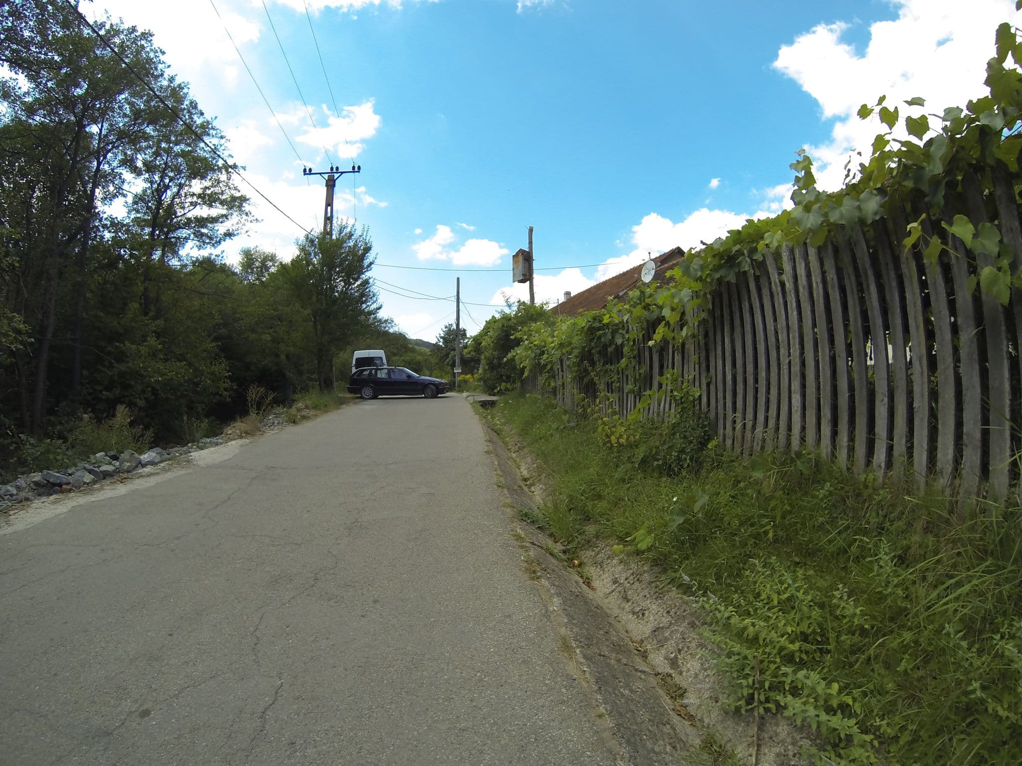 Street view near Ubytování u Luci, Sviniţa — © deeeznuuuts (CC BY-SA · Mapillary)