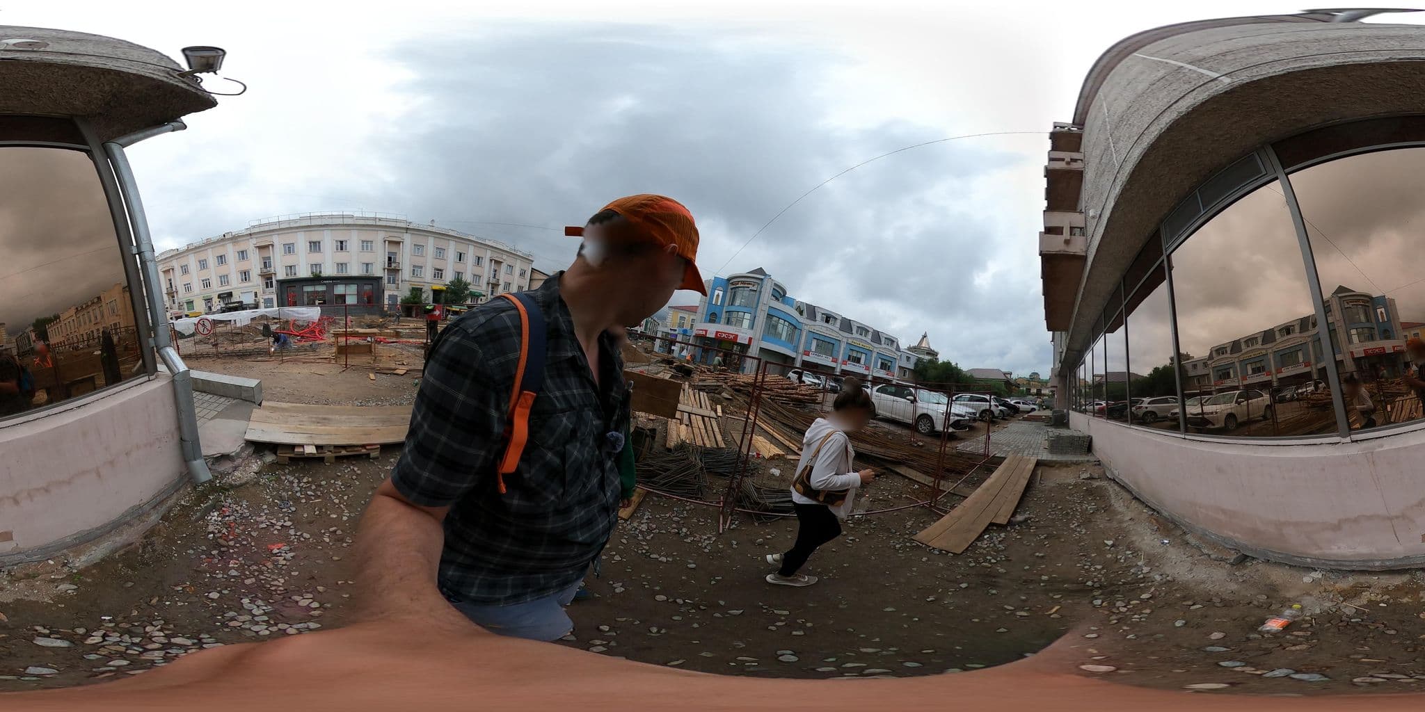 Street view near Арбат, Ulan-Ude — © kirikset (CC BY-SA · Mapillary)