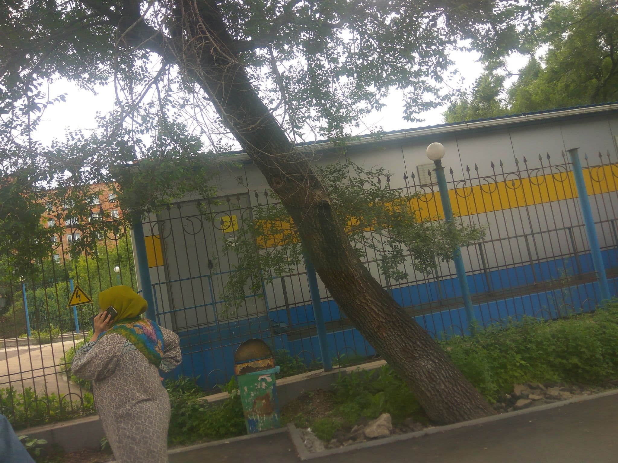 Street view near Приморье Центр Отдыха, Vladivostok — © trolleway (CC BY-SA · Mapillary)