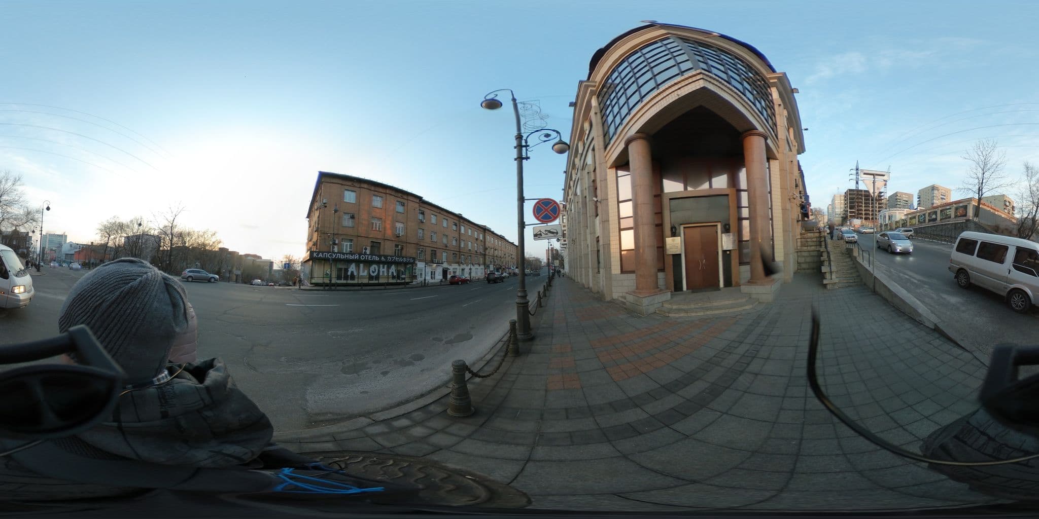 Street view near Aloha Hostel, Vladivostok — © trolleway (CC BY-SA · Mapillary)