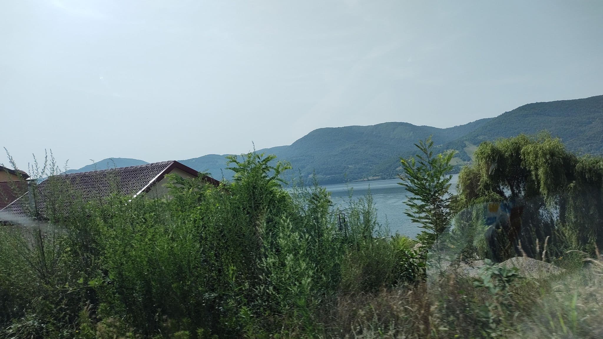 Street view near Pensiunea Mai Danube, Eşelniţa — © rsandu (CC BY-SA · Mapillary)