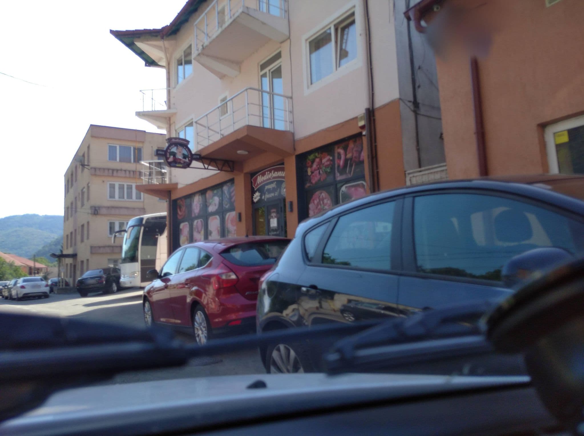Street view near Pensiunea Paradis, Băile Herculane — © grozsa11 (CC BY-SA · Mapillary)