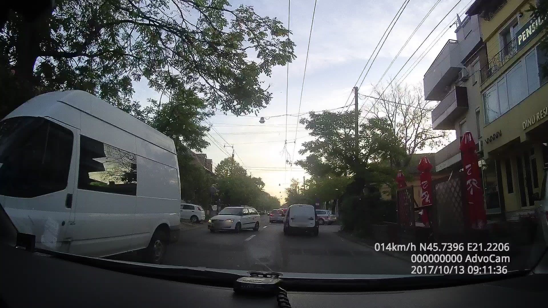 Street view near Pension Dinu Residence, Timişoara — © tavi (CC BY-SA · Mapillary)