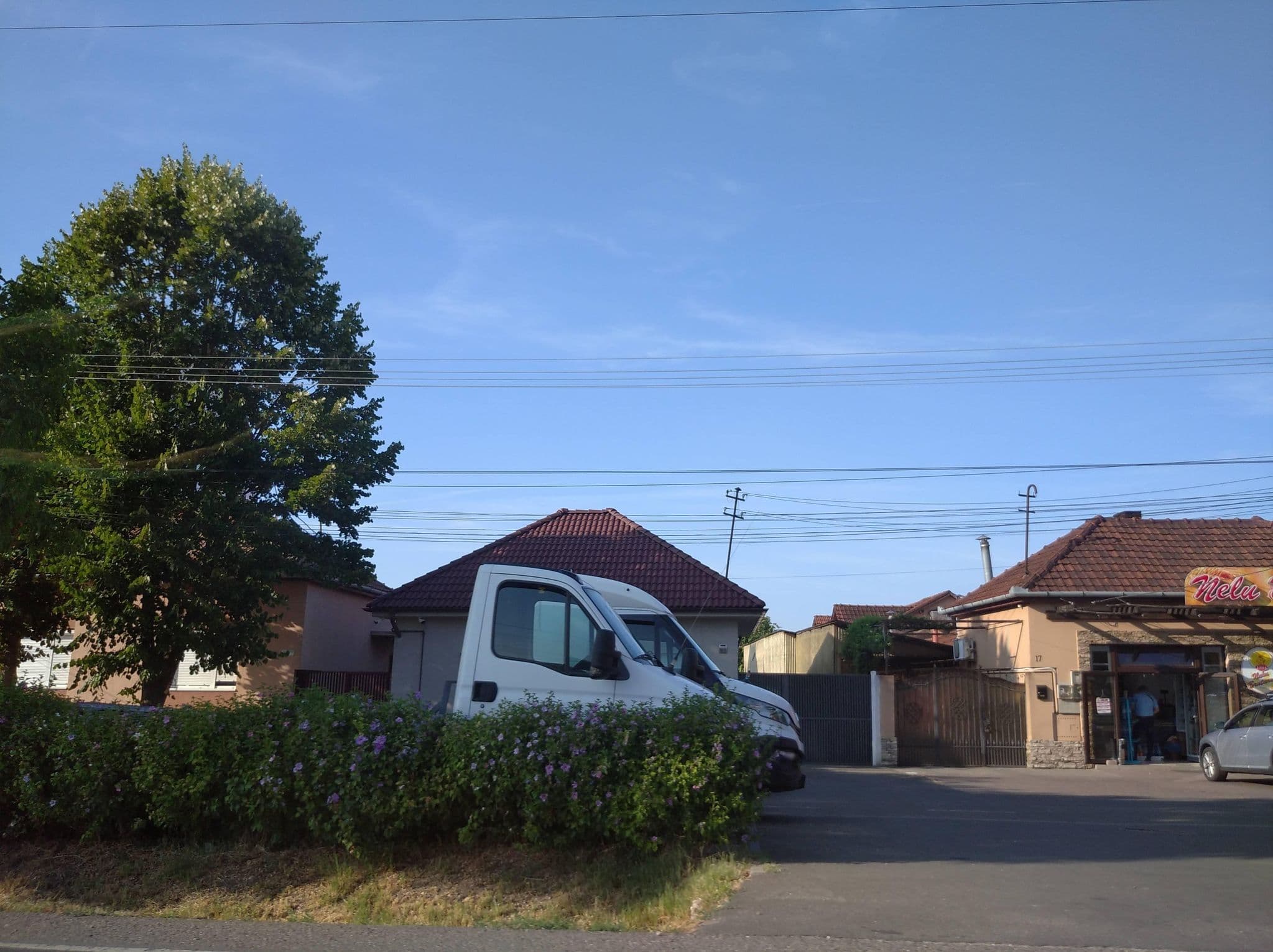 Street view near Pensiunea Larisa, Arad — © grozsa11 (CC BY-SA · Mapillary)
