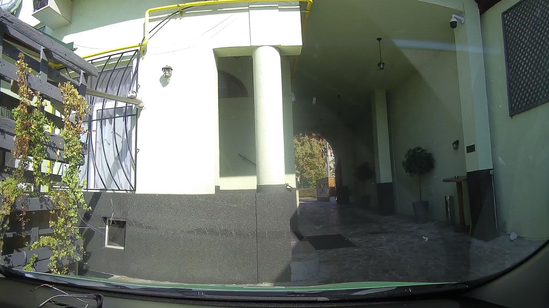 Street view near Hotel Scorilo, Oradea — © tavi (CC BY-SA · Mapillary)