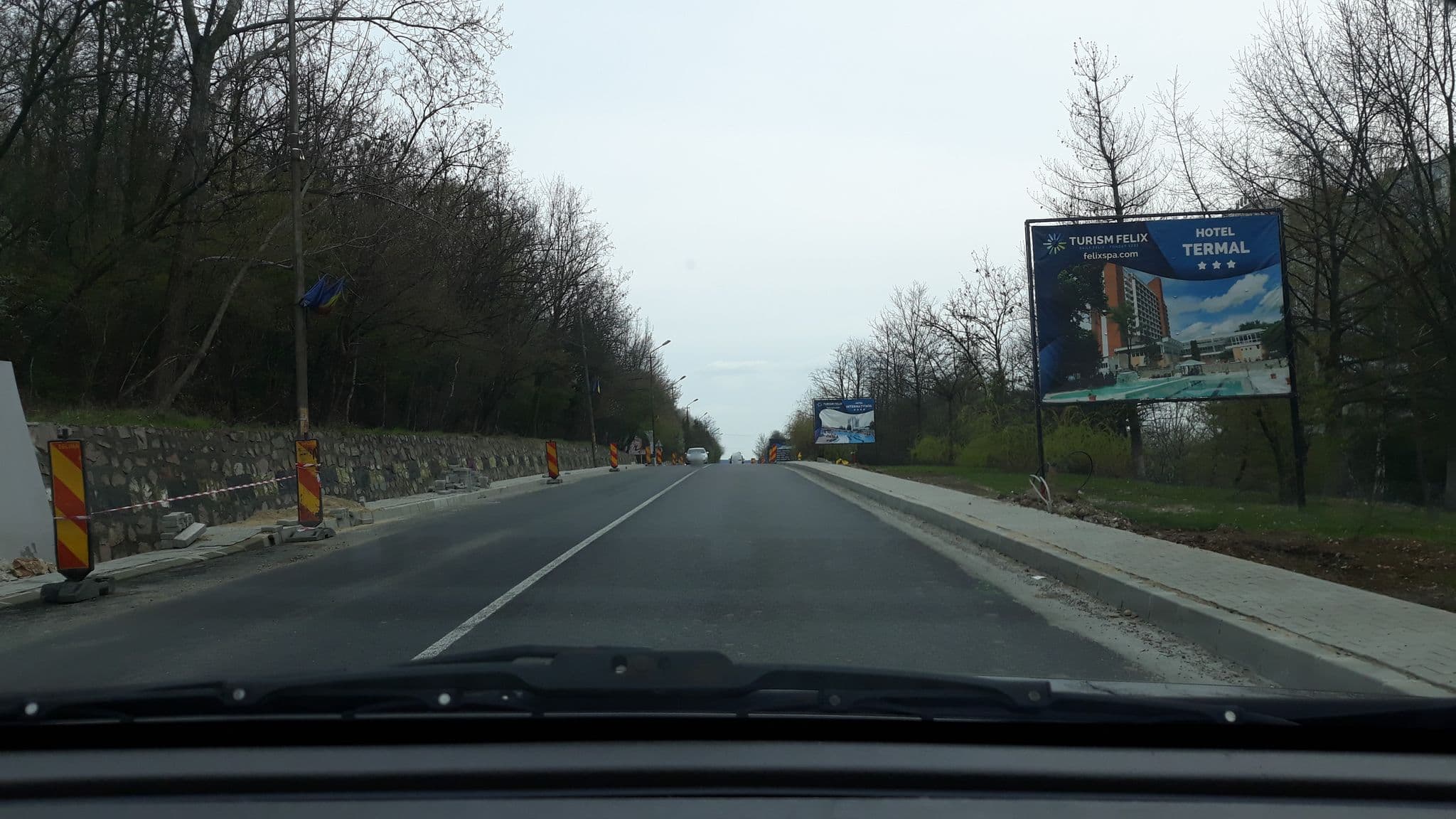 Street view near Vila Etikette, Cordău — © murmidon (CC BY-SA · Mapillary)