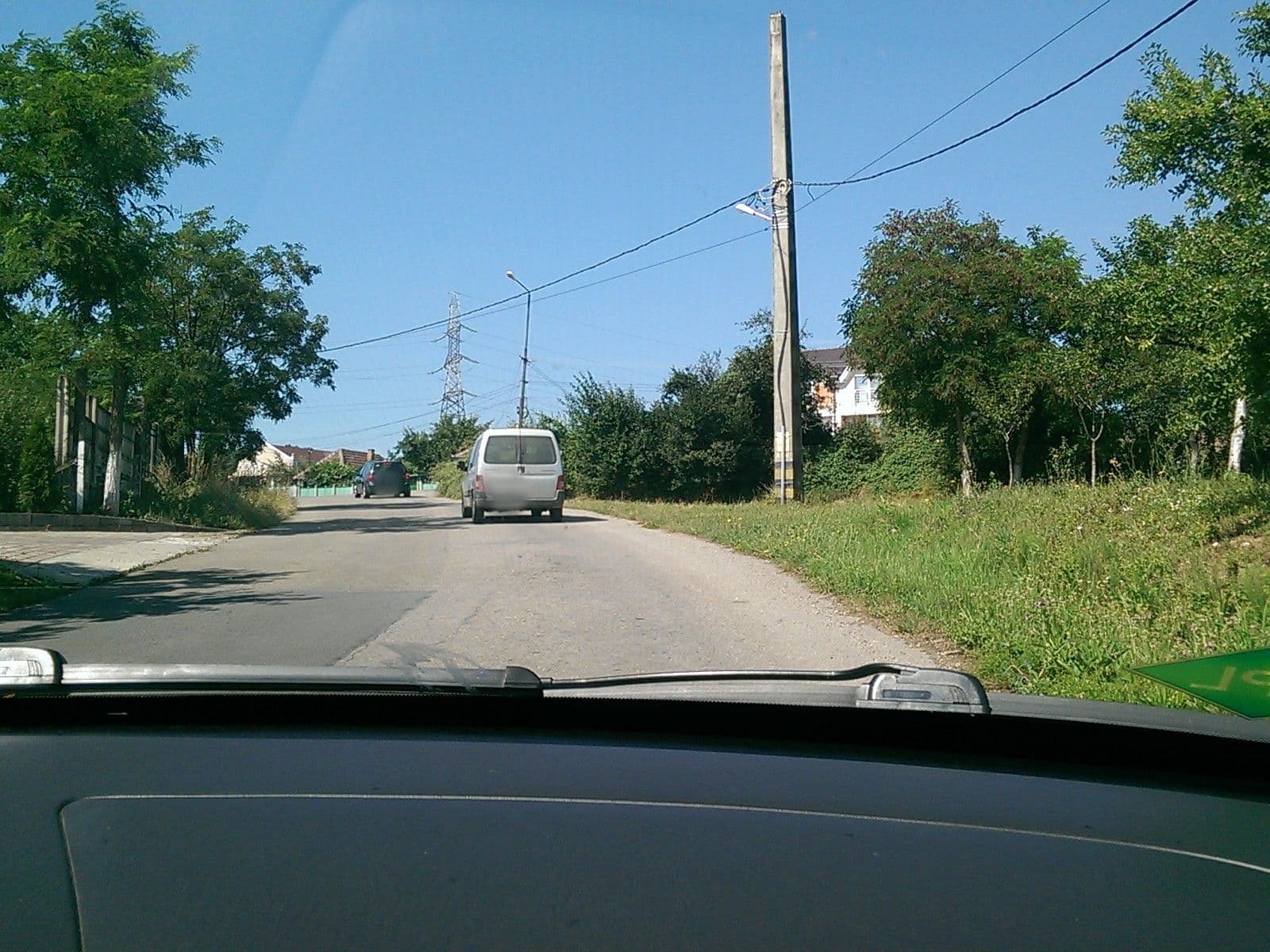 Street view near Pensiunea Vila Crinul, Cordău — © miepure (CC BY-SA · Mapillary)