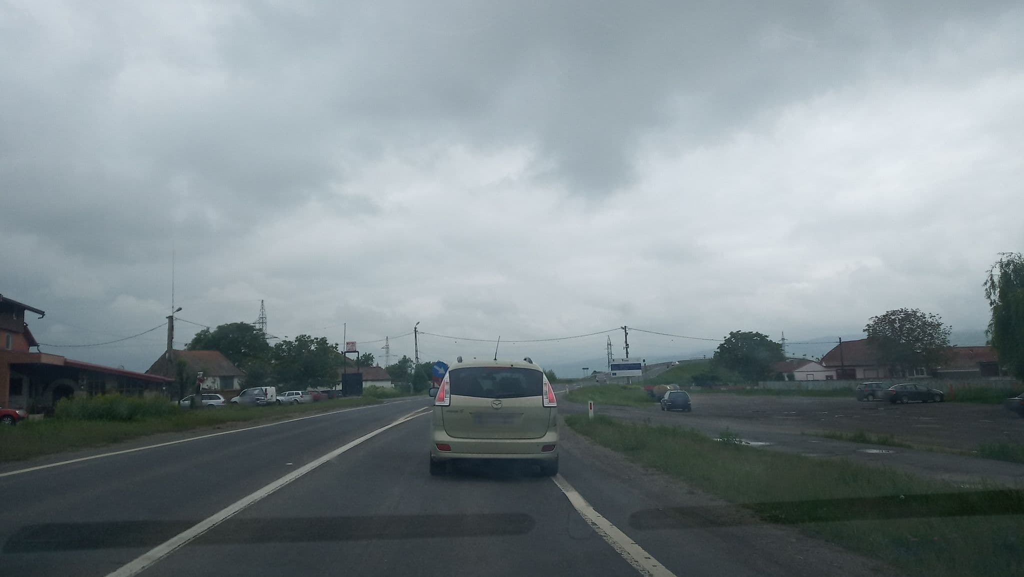 Street view near Hanul Surianu, Şibot — © tavi (CC BY-SA · Mapillary)