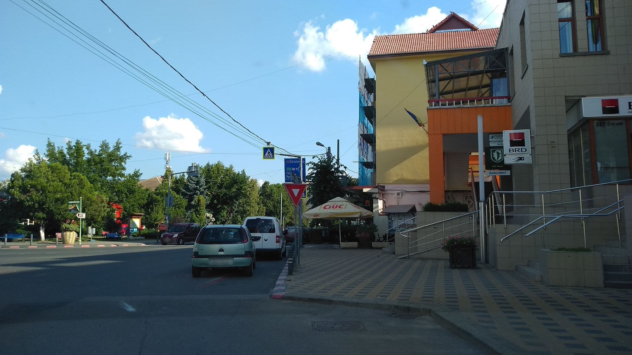 Street view near Hotel Ferdinand, Haţeg — © tavi (CC BY-SA · Mapillary)