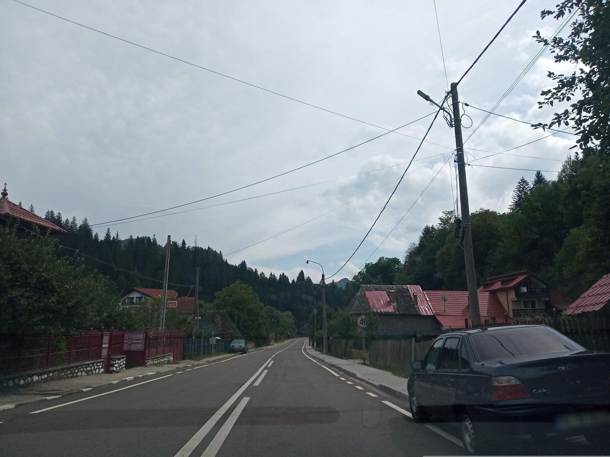 Street view near Pensiunea Paul, Malaia — © tavi (CC BY-SA · Mapillary)