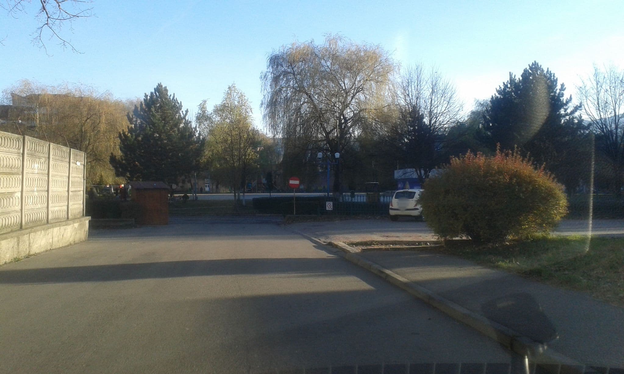 Street view near Hotel - Restaurant "Casa Sofia", Petroşani — © viorel (CC BY-SA · Mapillary)