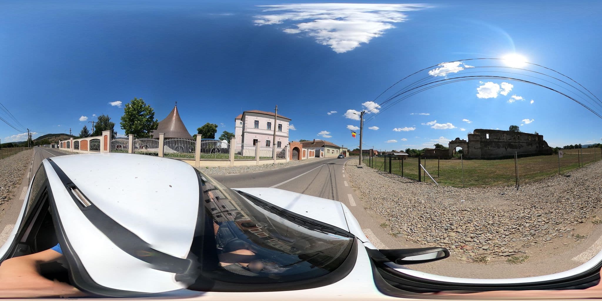 Street view near Domeniile Mar'tinutzi, Vințu de Jos — © grozsa11 (CC BY-SA · Mapillary)