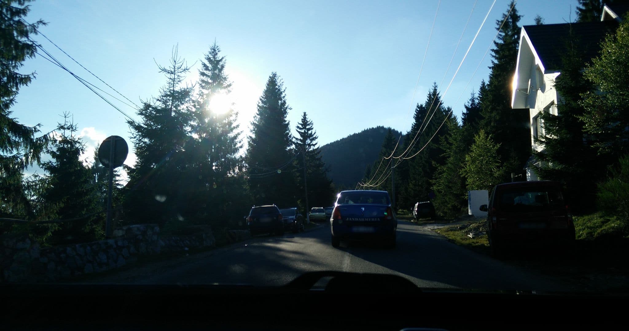 Street view near Hotel Haus am Berg, Arieşeni — © strainu (CC BY-SA · Mapillary)