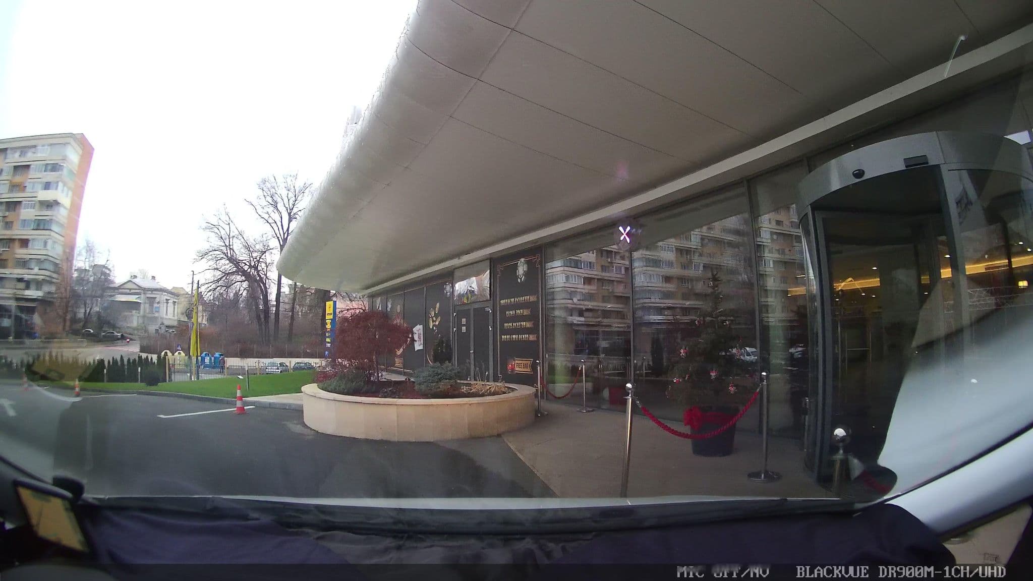 Street view near Ramada Plaza Craiova, Craiova — © jthnz (CC BY-SA · Mapillary)