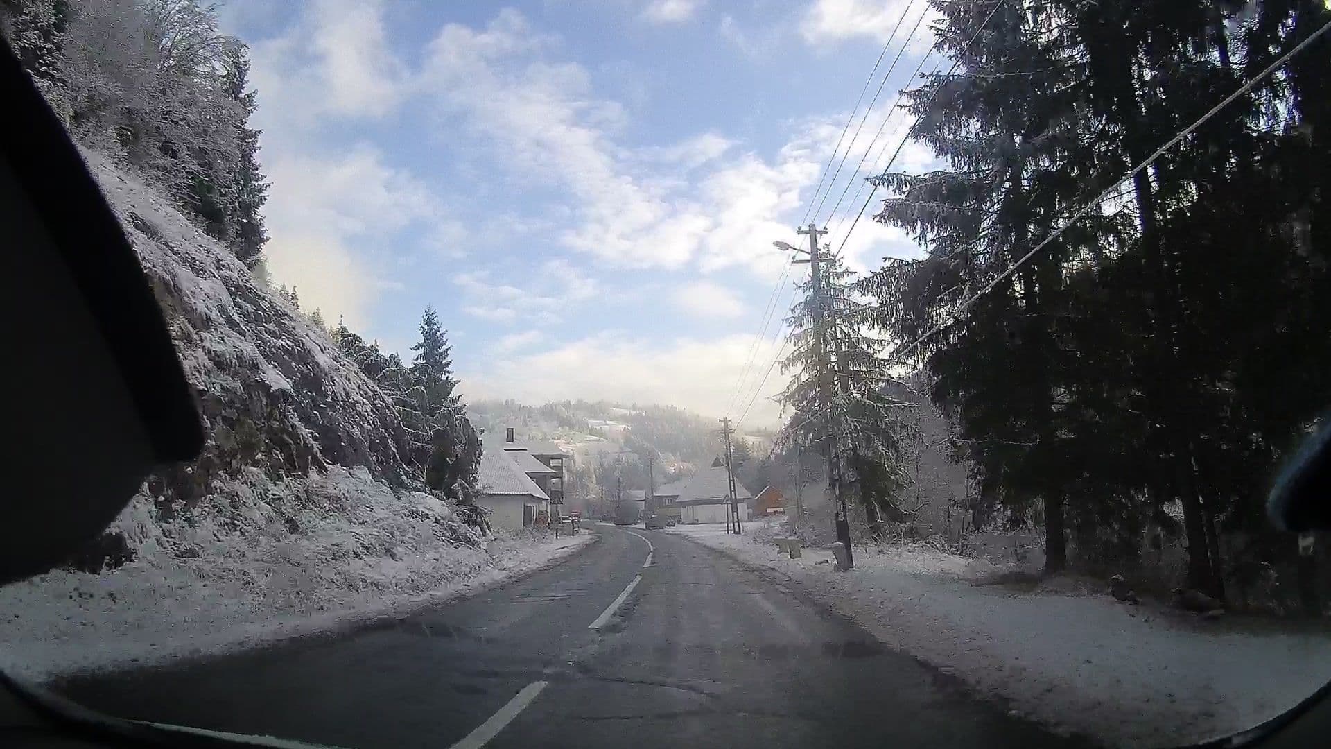 Street view near Pensiunea Dobra, Gârda de Sus — © tavi (CC BY-SA · Mapillary)